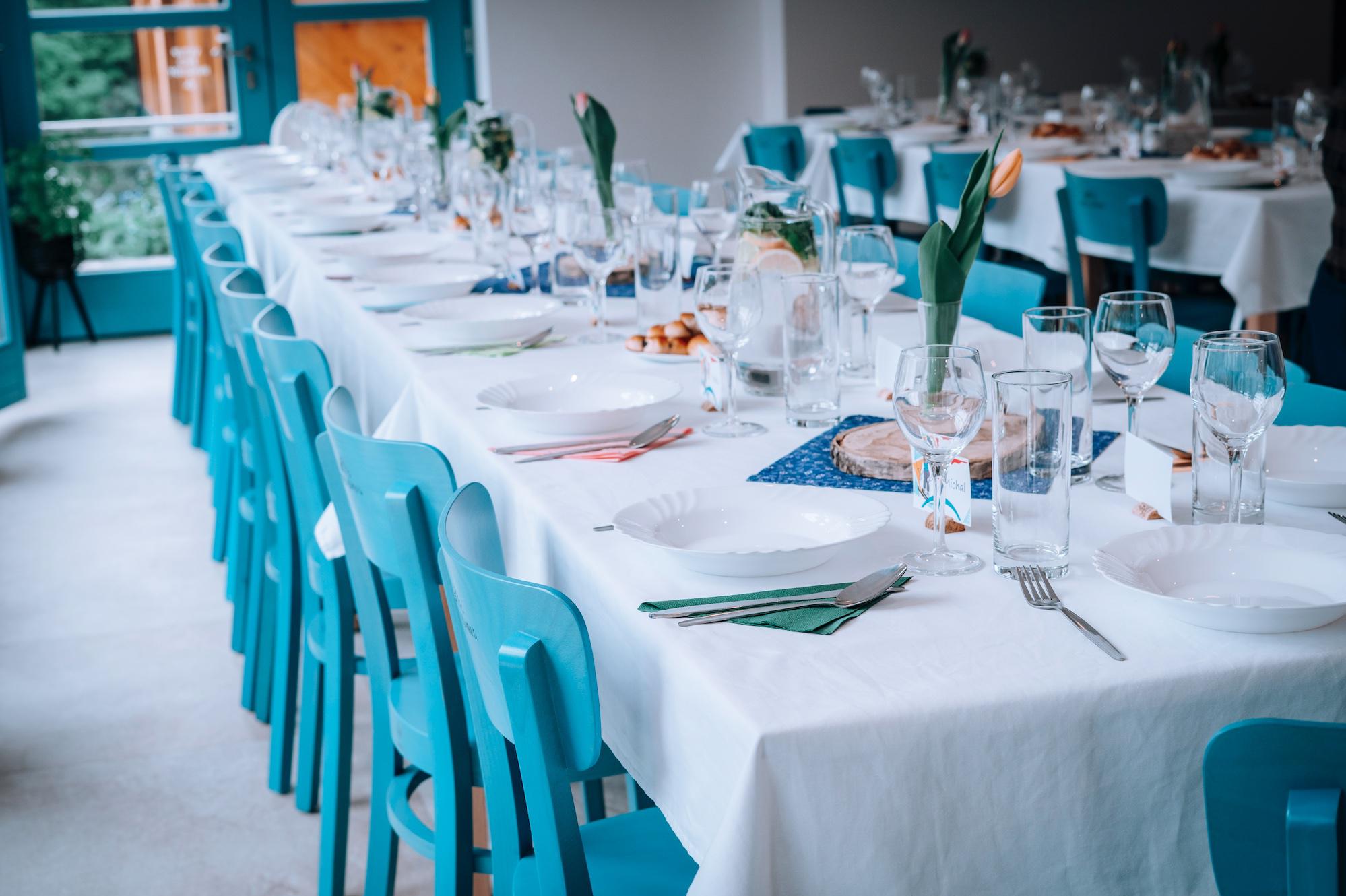 Romantická svatba se vším všudy v hotelu v přirodě