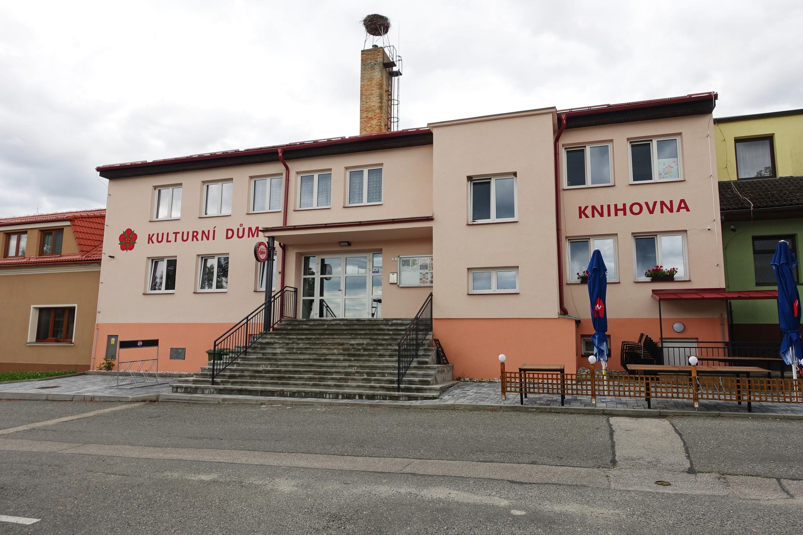 Obecní knihovna Dolní Bukovsko