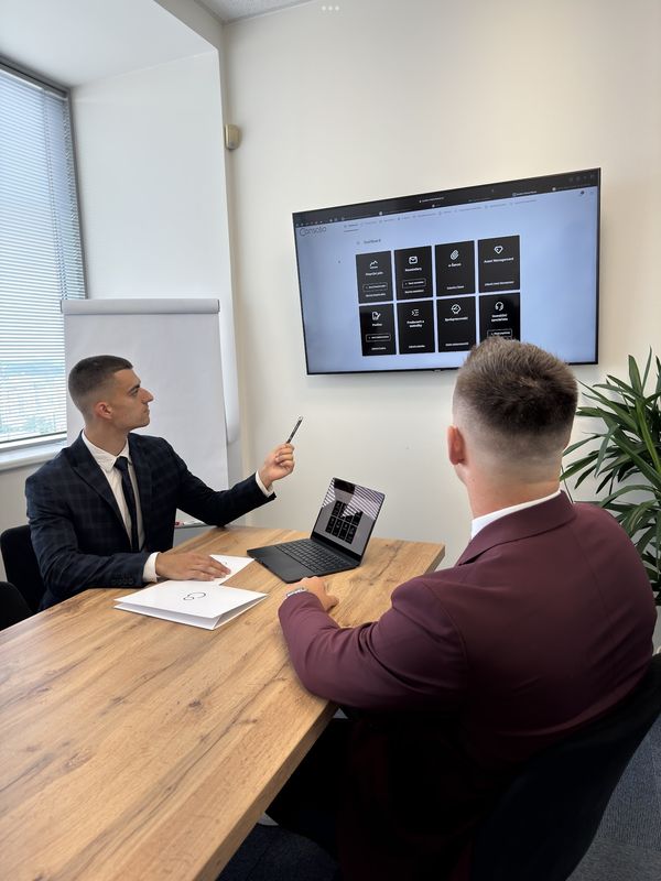 EKJBXU.jpeg?fl=res,600,,1,ffffff