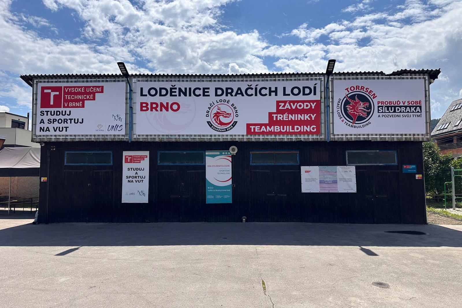 Loděnice Dračích lodí Brno foto 1