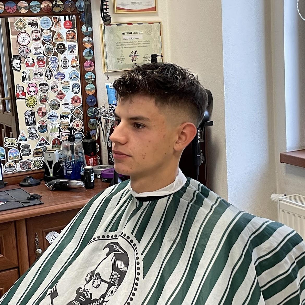 CENTRAL BARBERSHOP foto 4