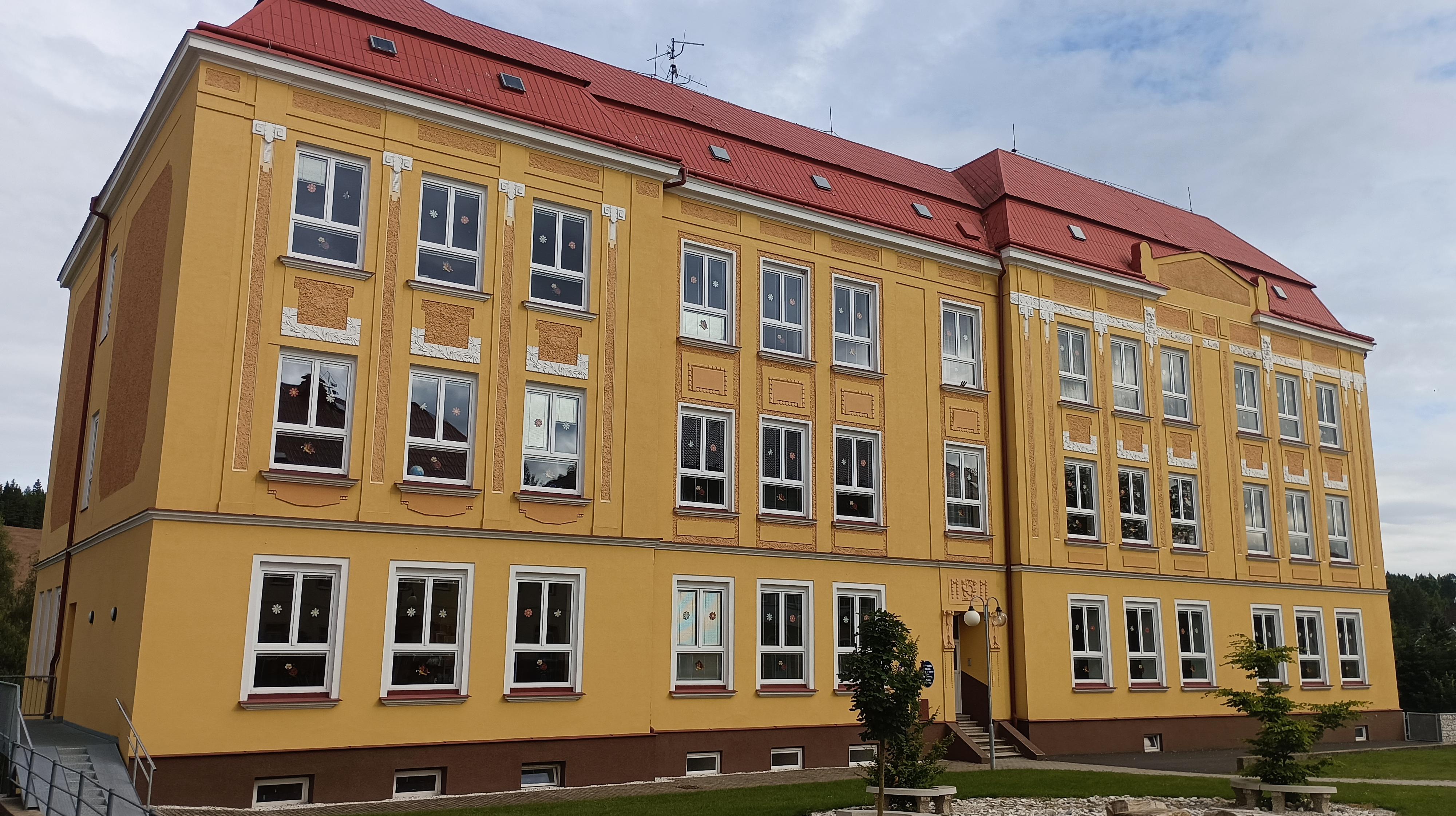 ZŠ a MŠ sgr. J.C. Kluttze, Kovářská