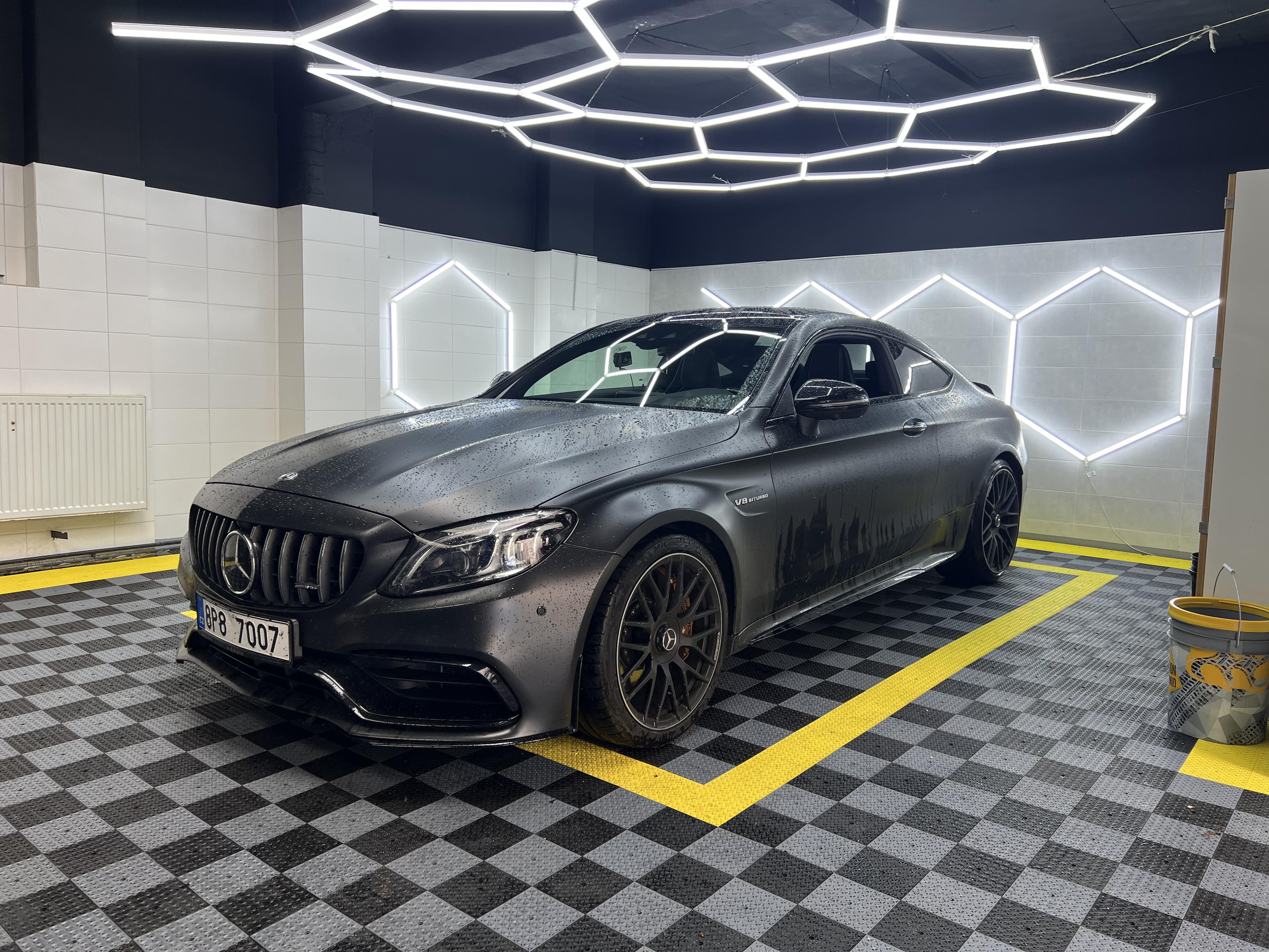 Autodetailing - leštění karoserie