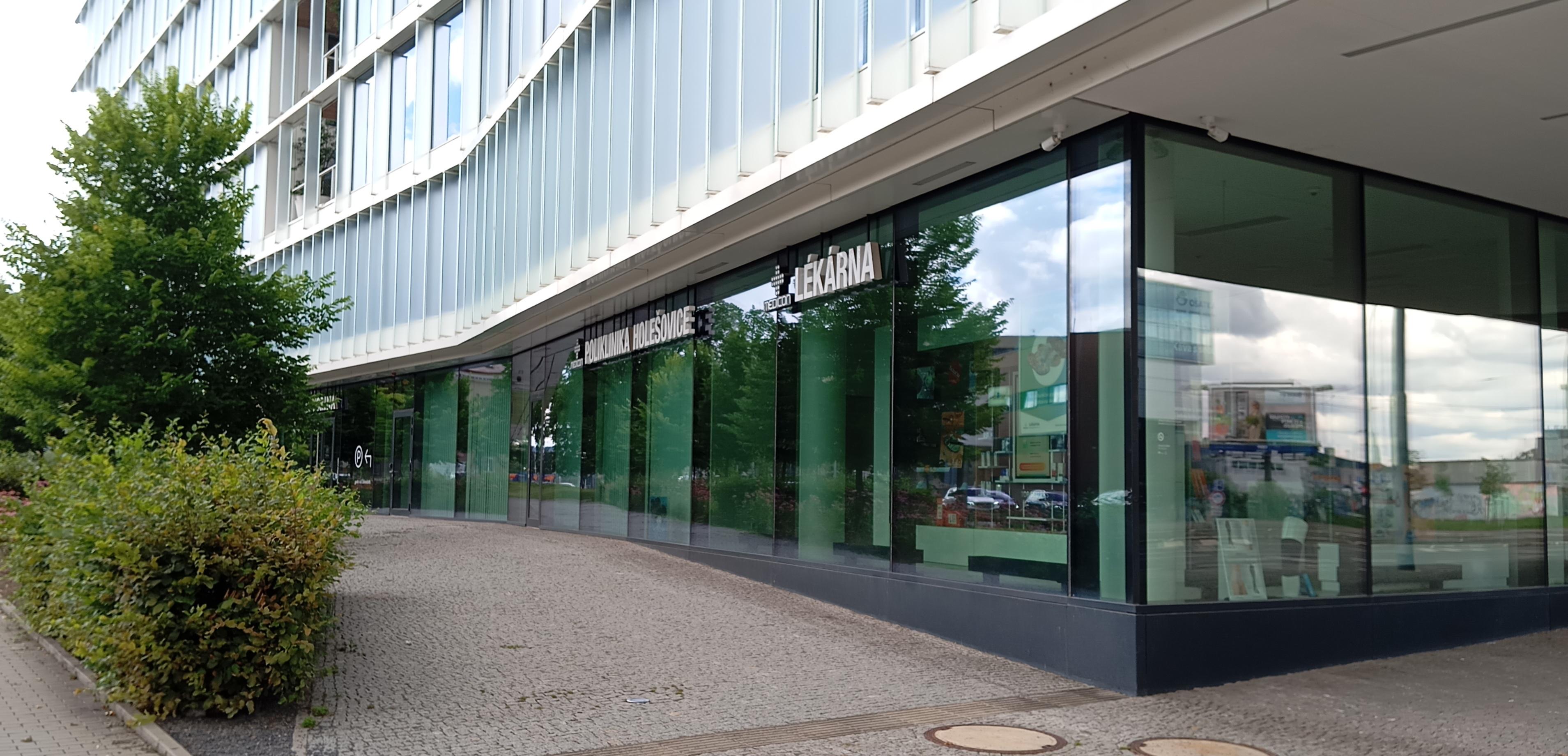Lékárna Pharmacentrum Holešovice foto 6