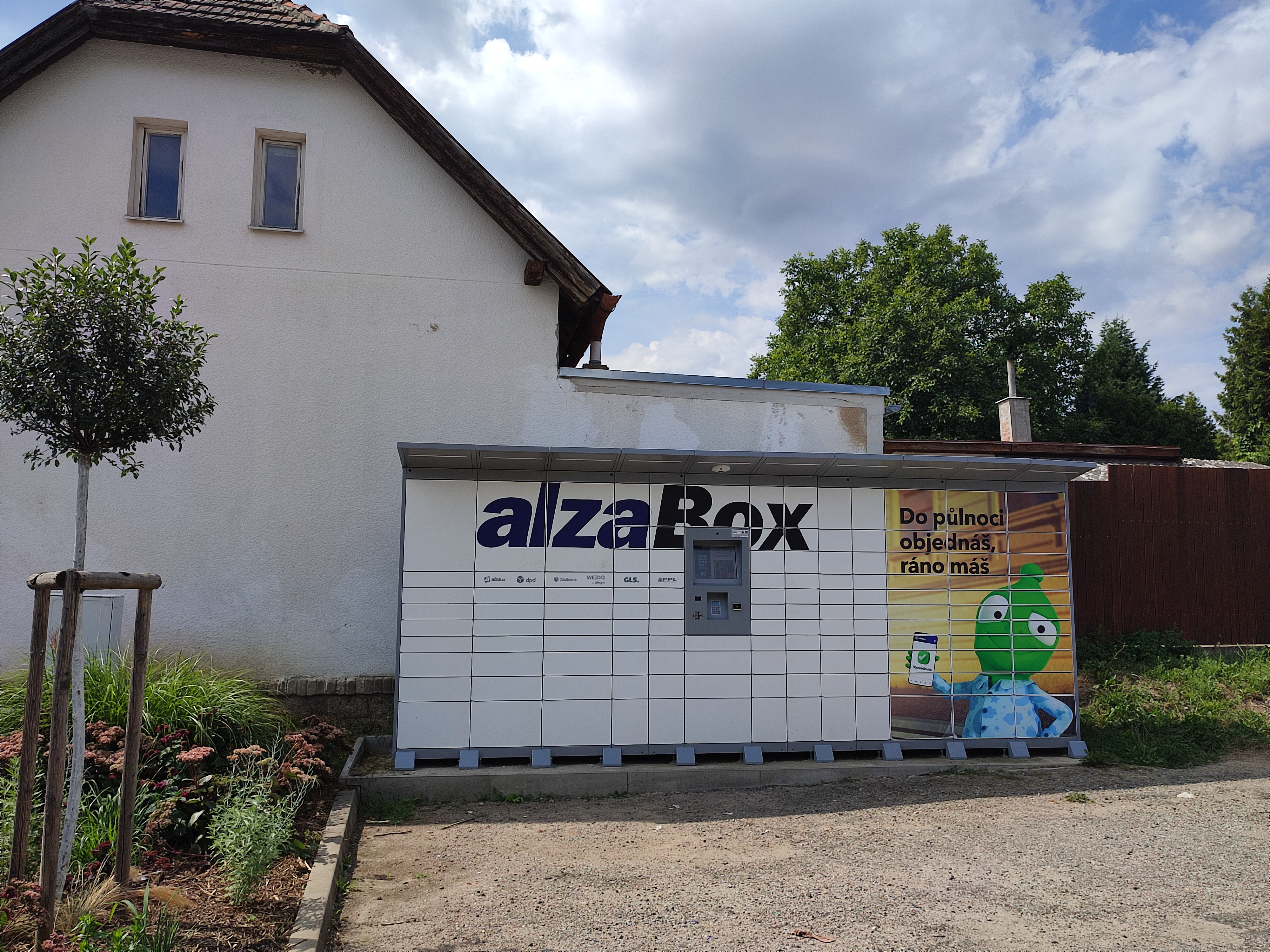 AlzaBox