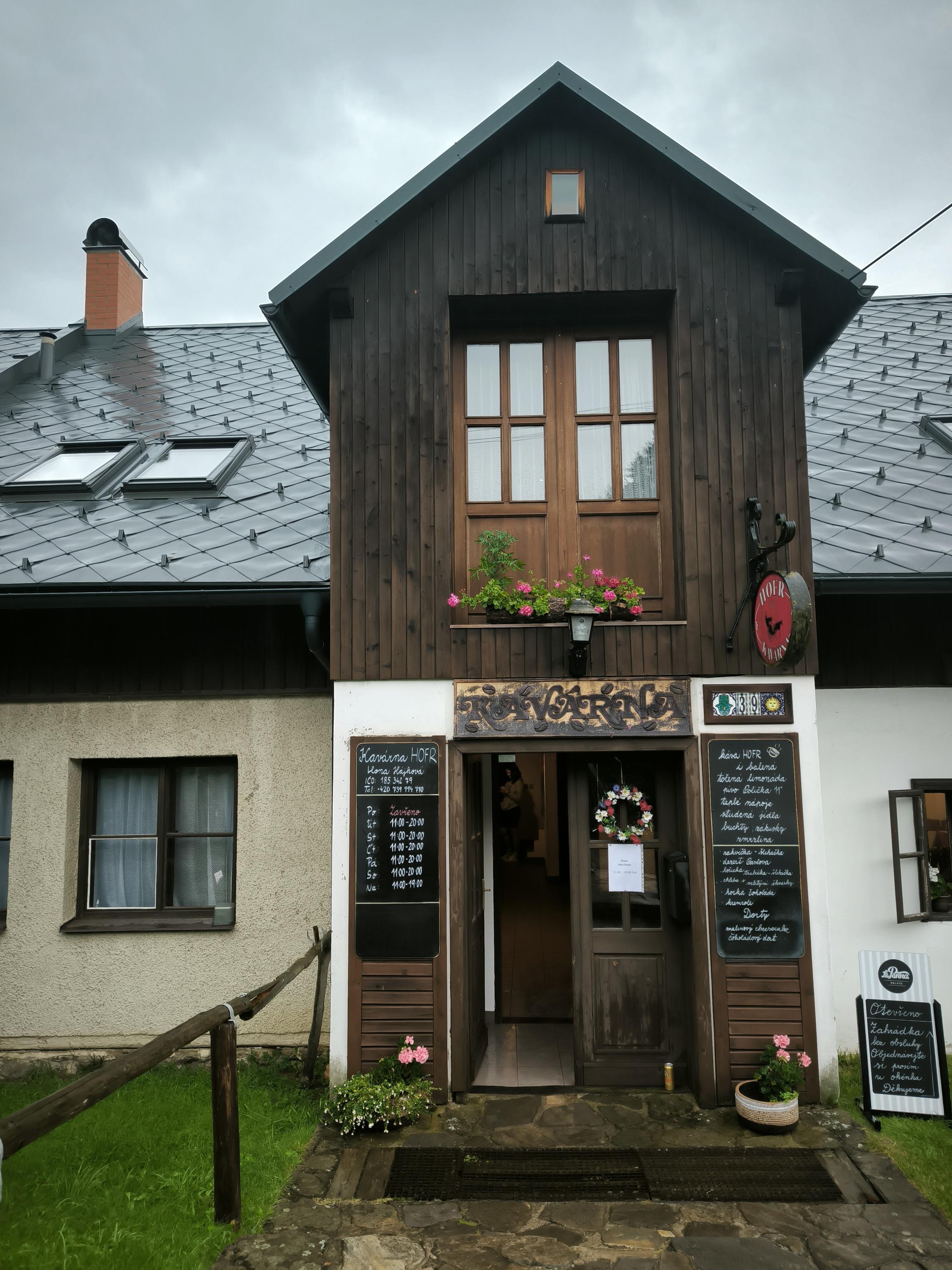 Kavárna Hofr foto 2
