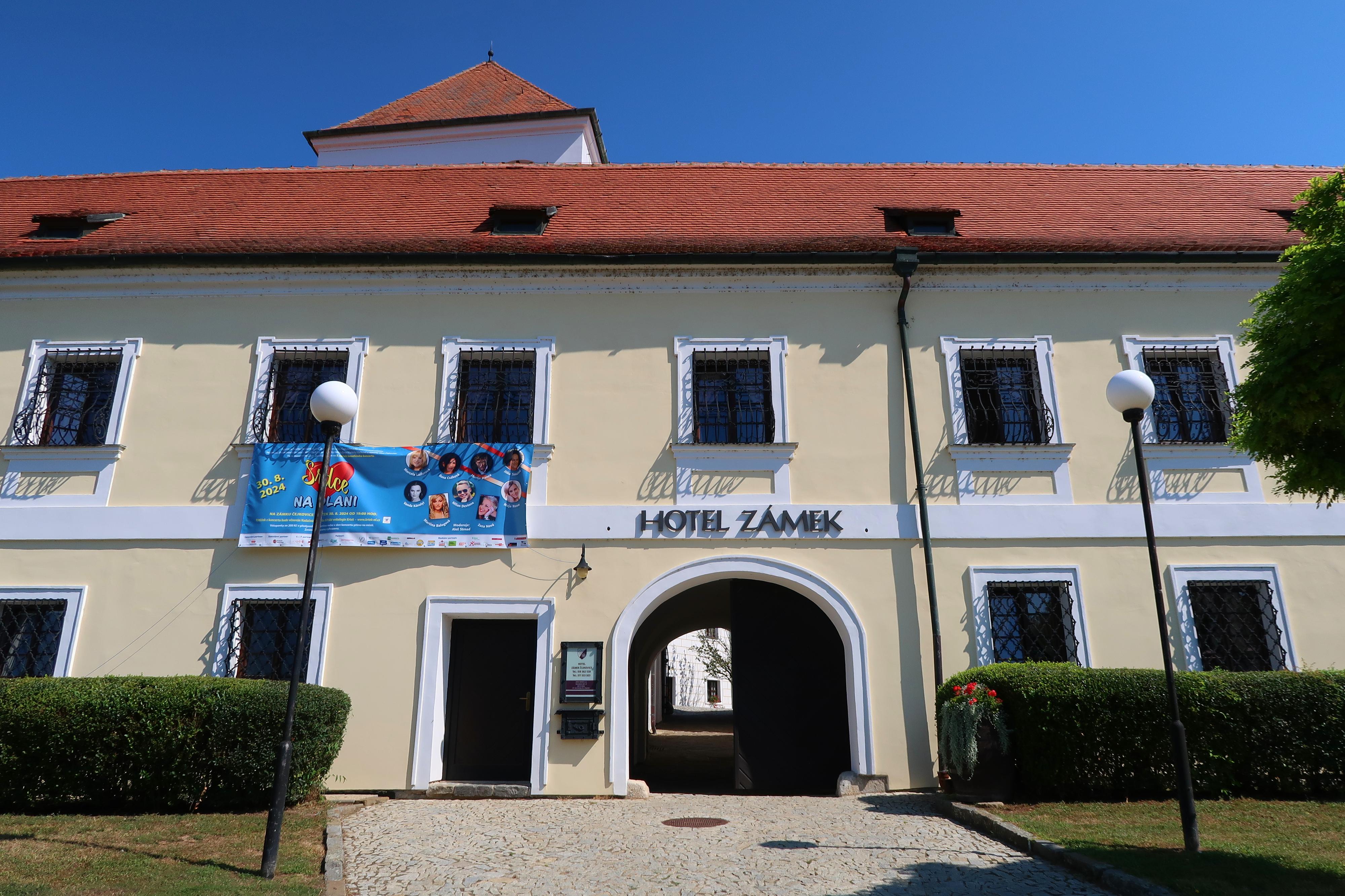 Hotel Chateau Zámek *** Čejkovice foto 4