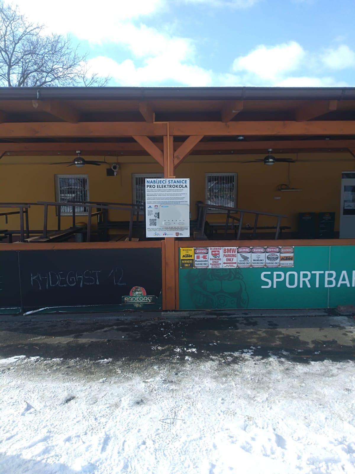 Nabíjecí stanice Sport Bar Ke Hřišti foto 2