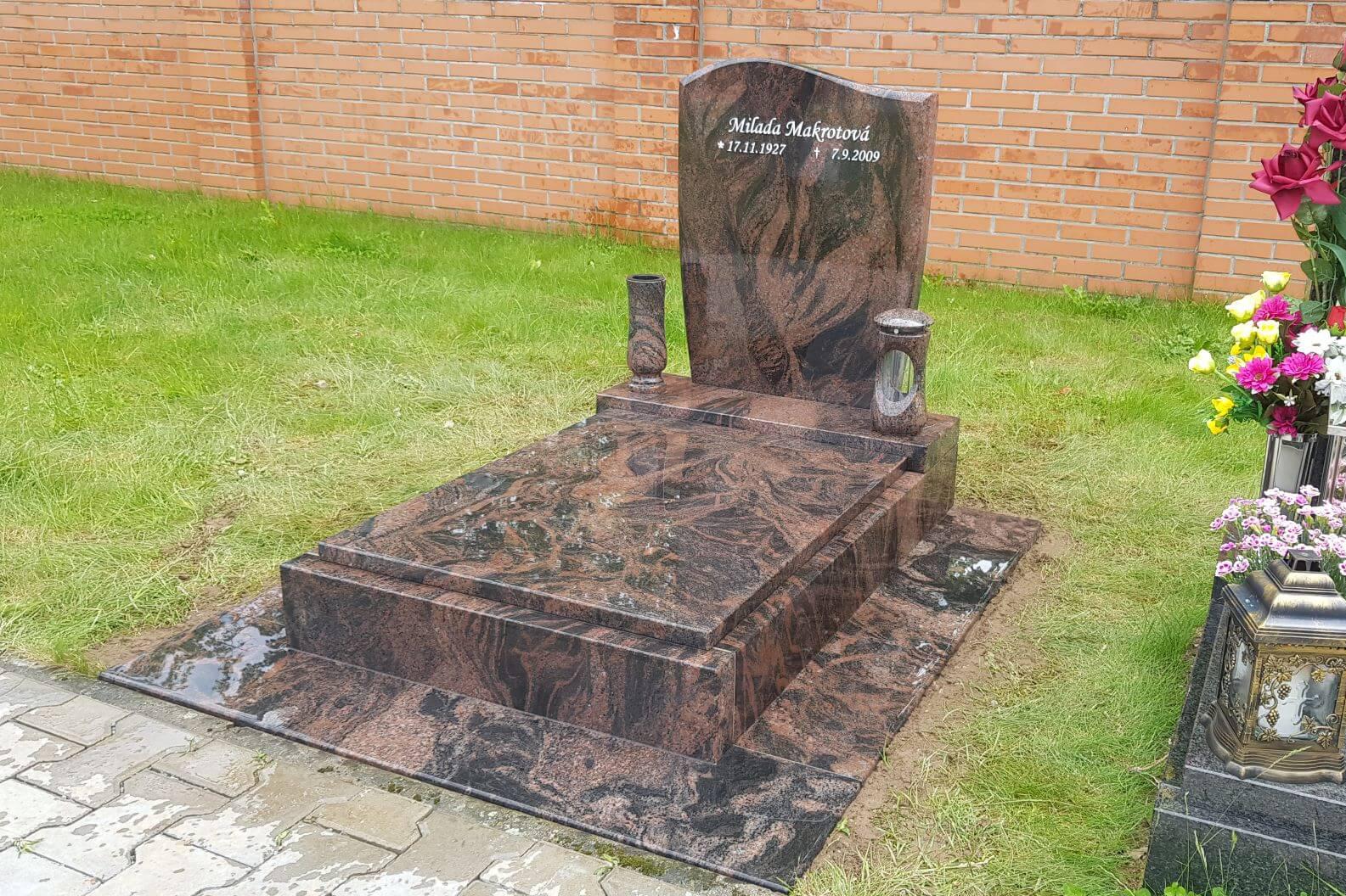 Urnové ponmíky -důstojné místo pro věčné vzpomínky