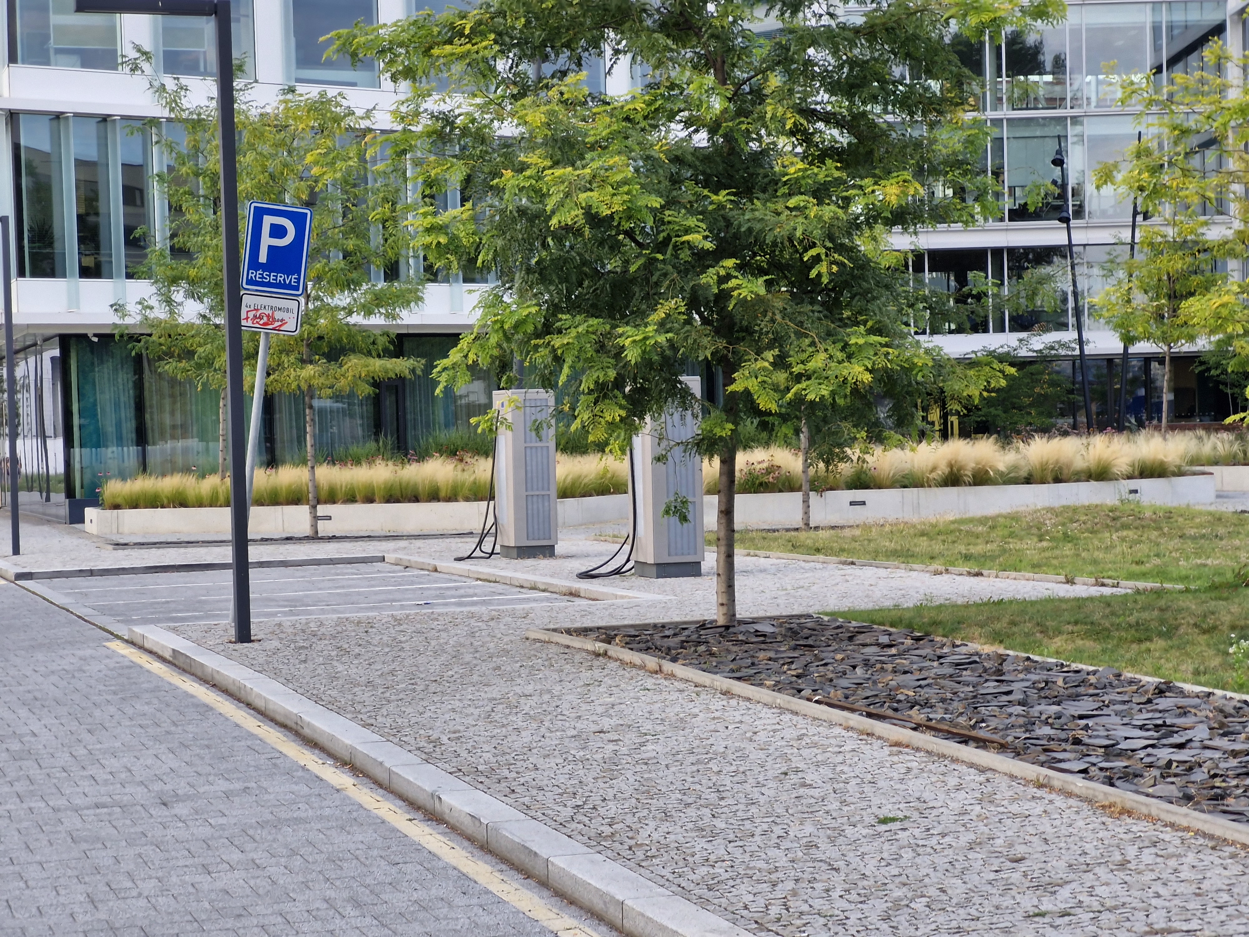 Nabíjecí stanice ČEZ foto 4