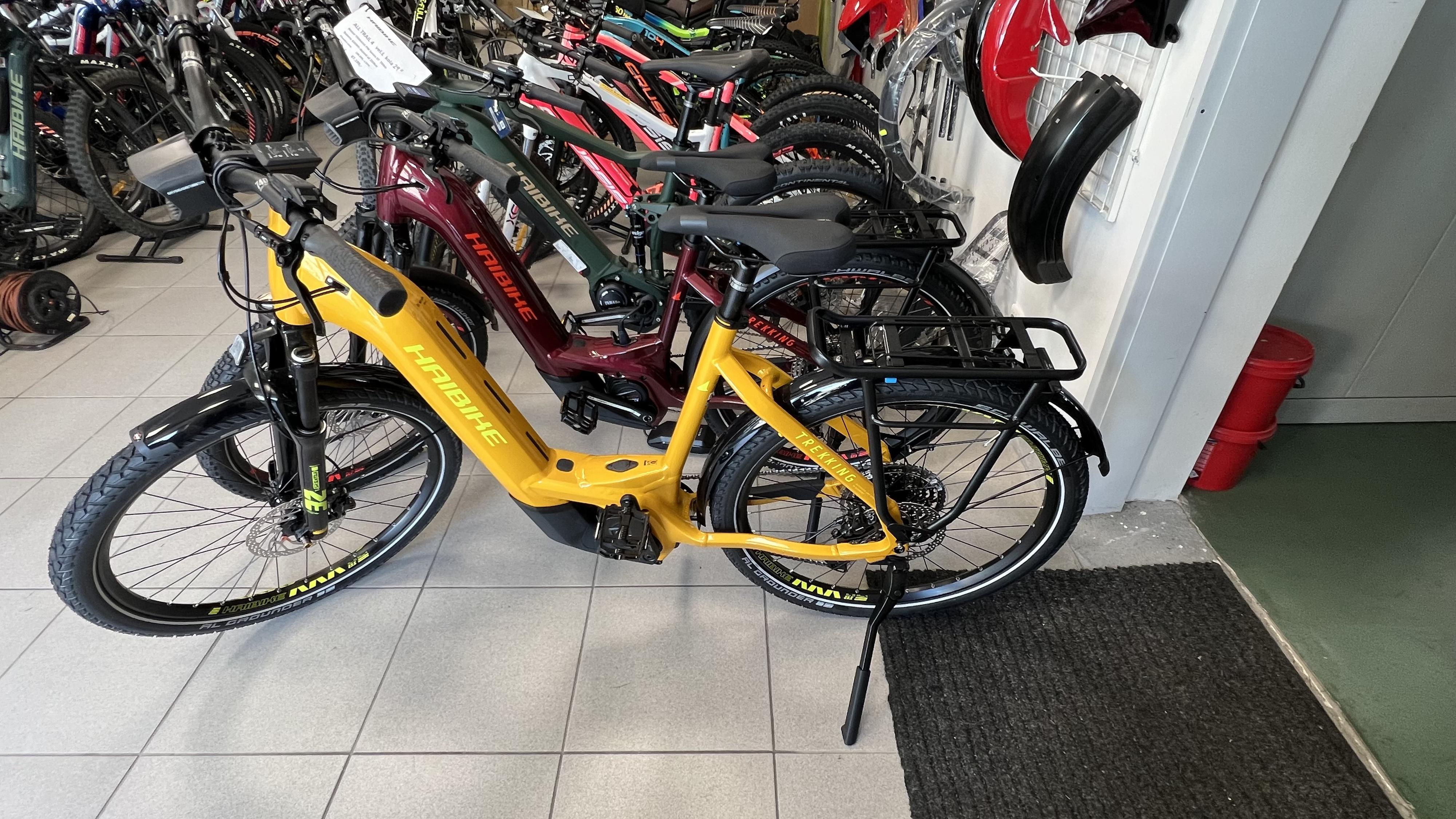Auto Moto Centrum Petráček s.r.o. foto 4