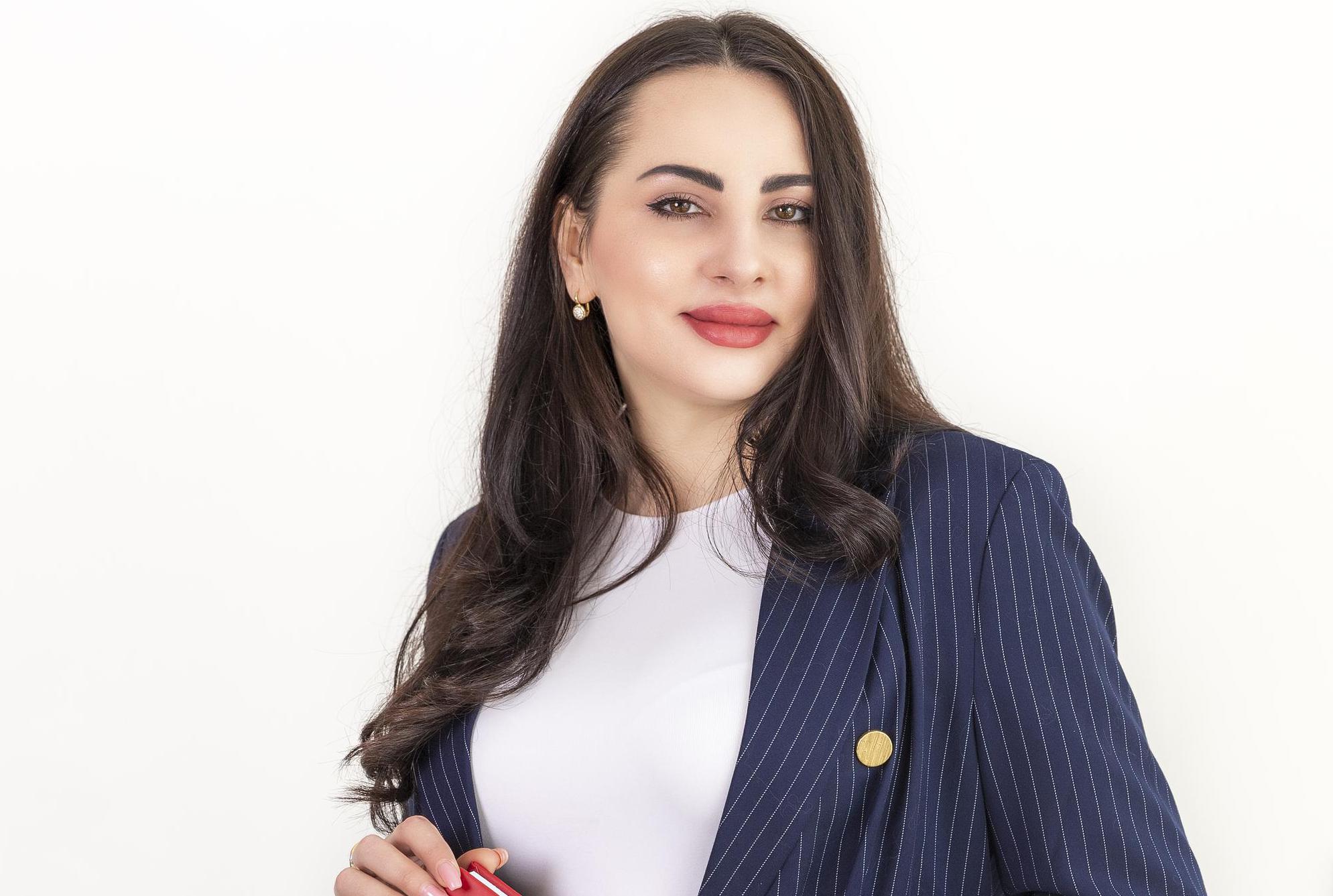 Realitní makléřka Viktoriia Tytor