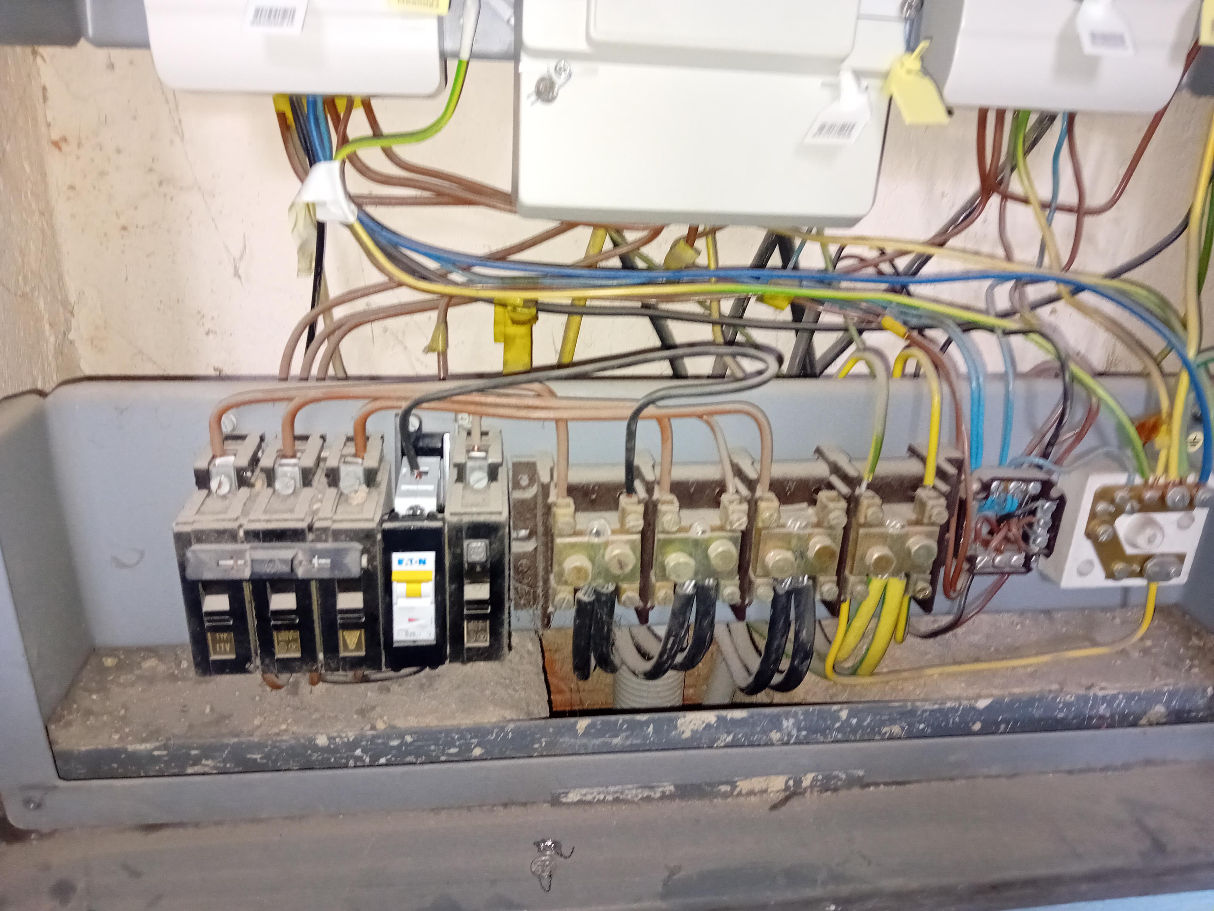 Revizní technik vysokého napětí , elektrikář Pavel Šlais foto 6