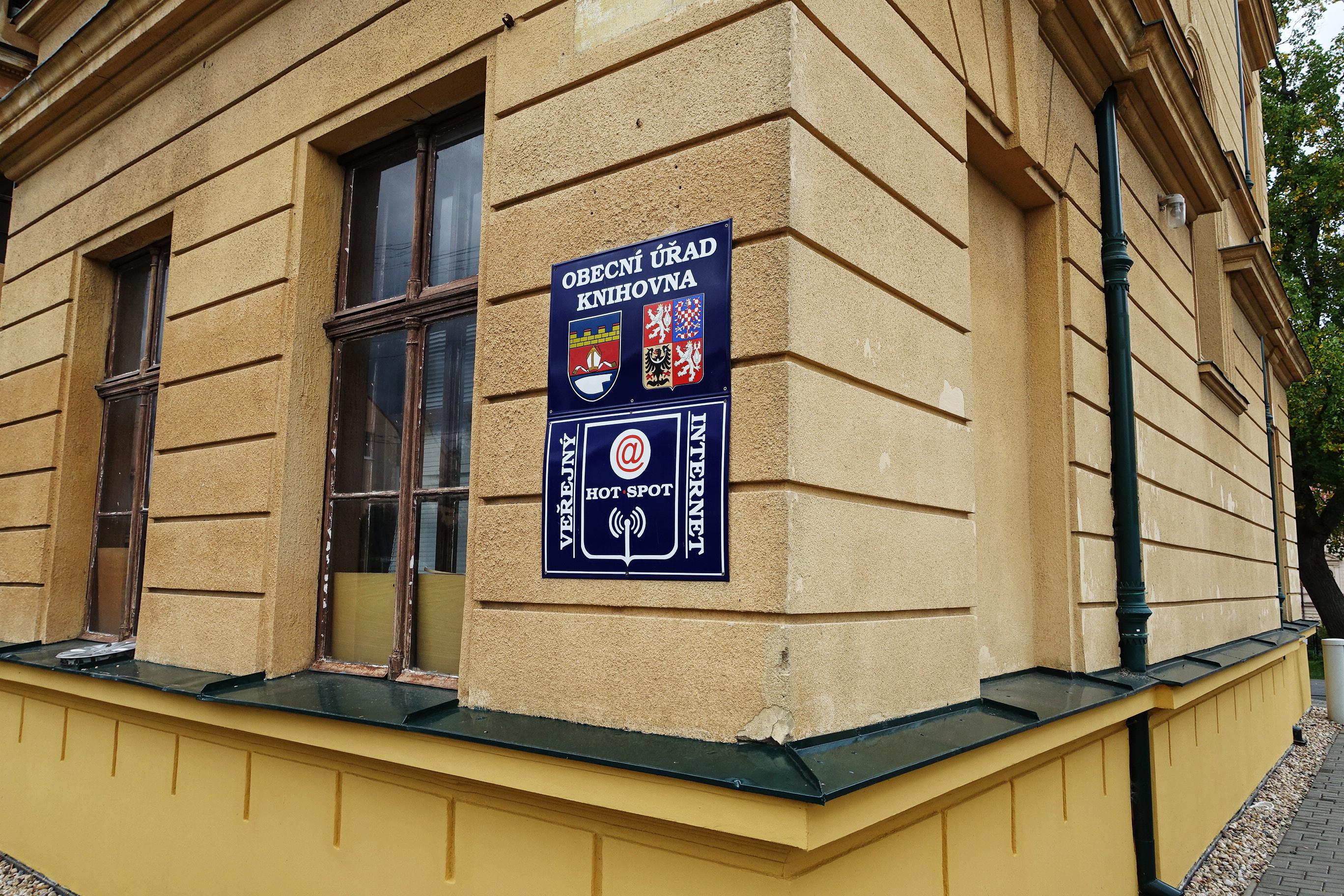 Šebetov - obecní úřad foto 3