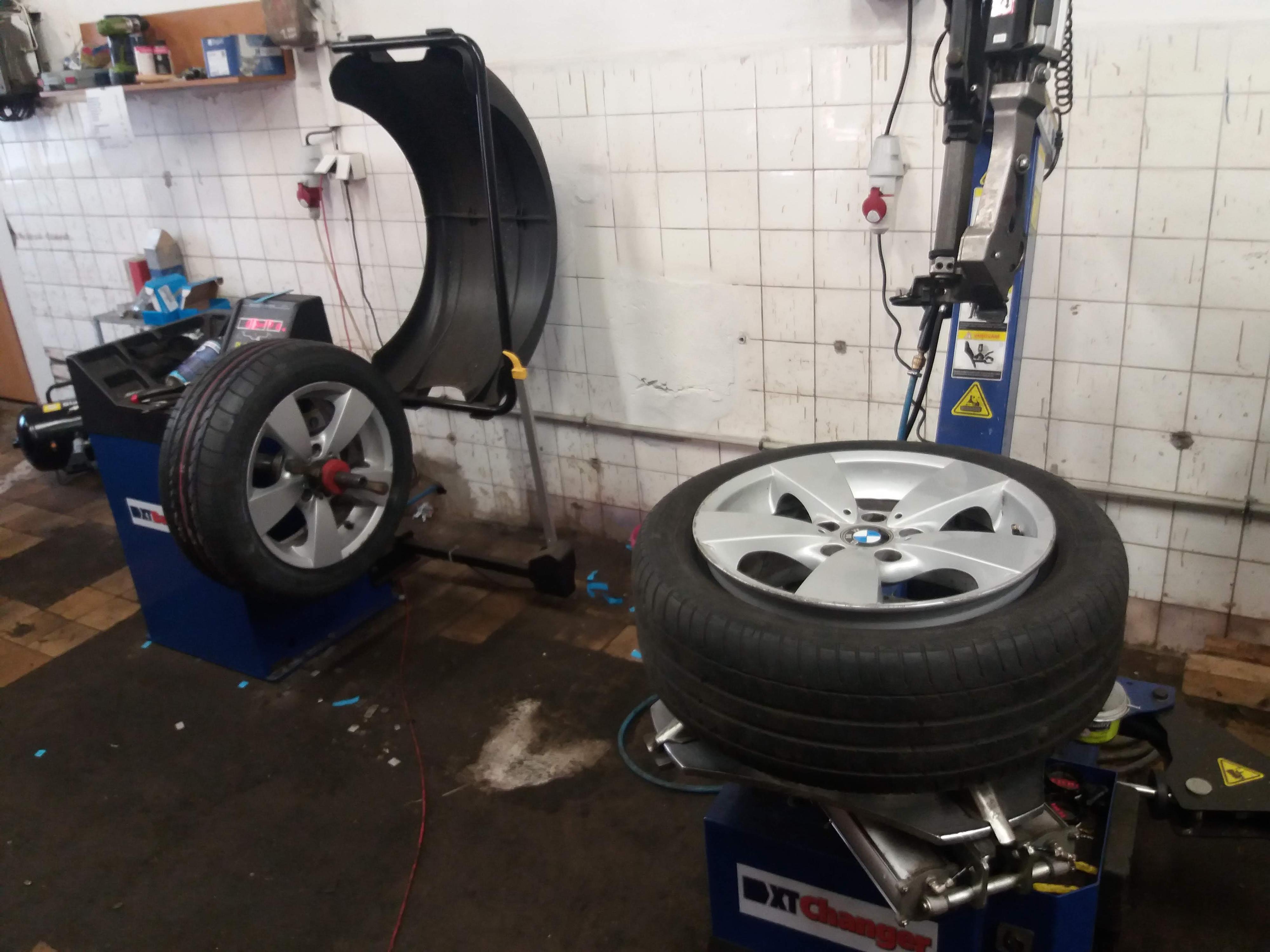 Auto-Pneu servis Novák foto 2