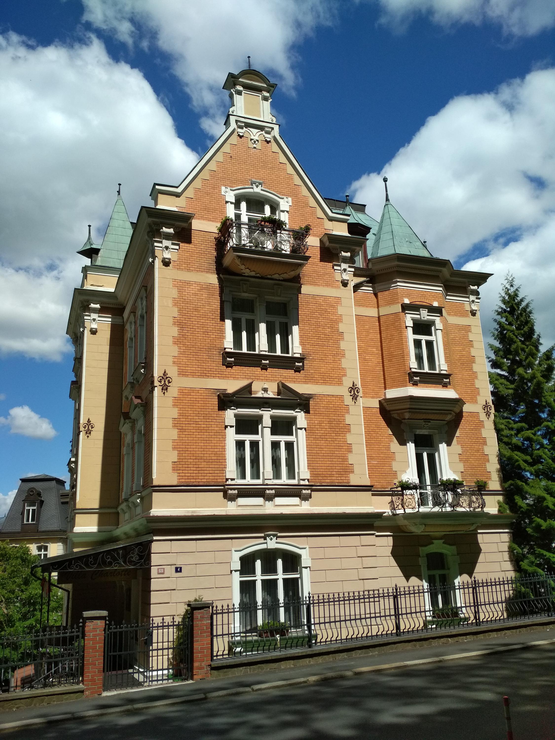 VILLA CHARLOTTE foto 2