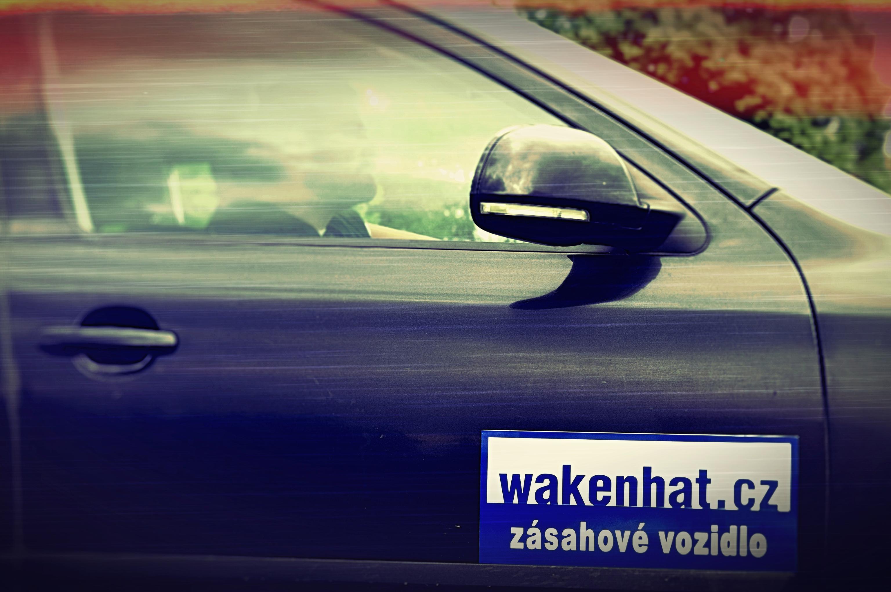 Bezpečnostní služby a poradenství WAKENHAT