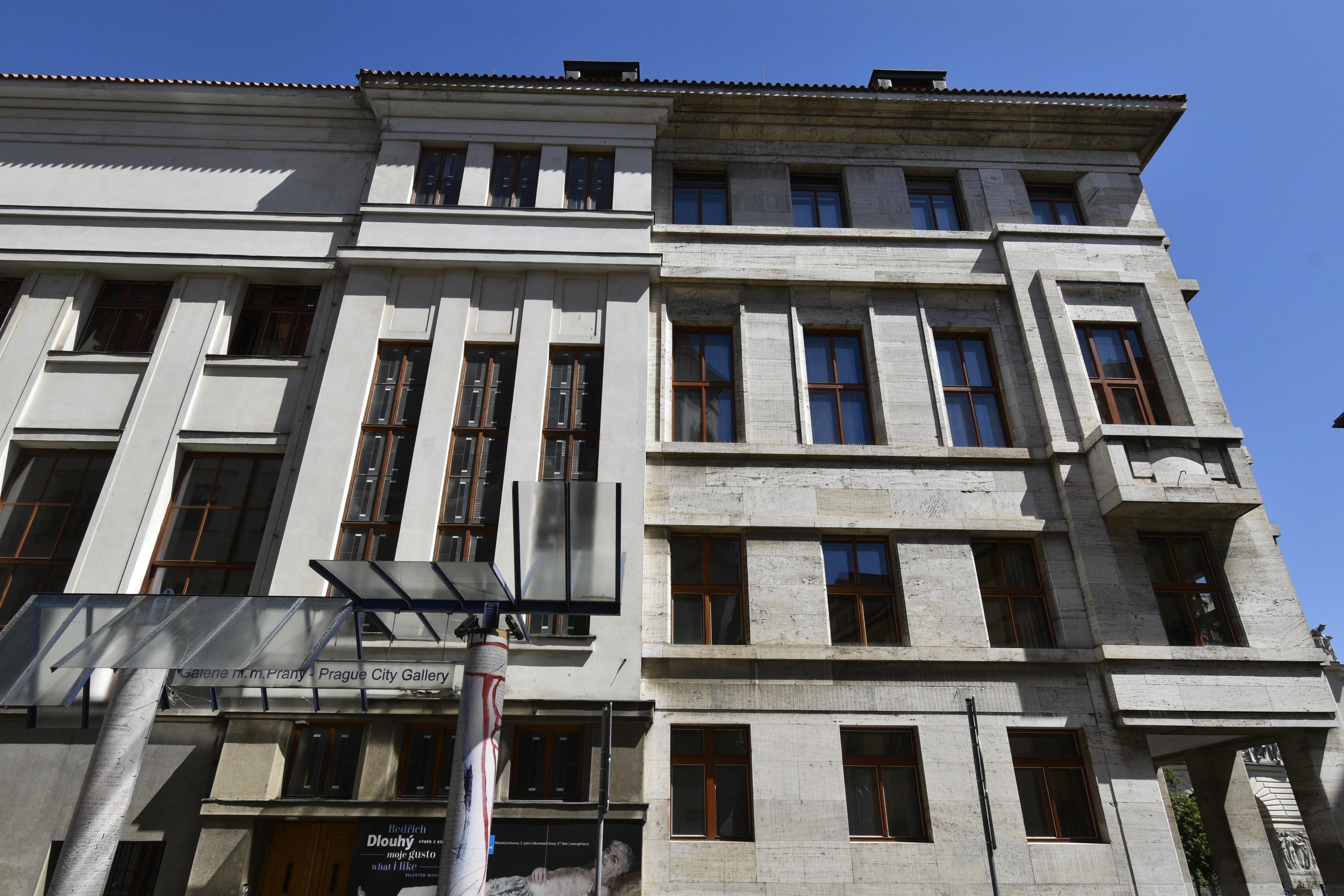 GHMP Knihovna foto 2