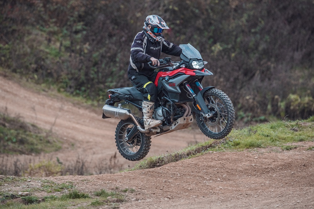 Motoškola Přijďte se projet foto 2