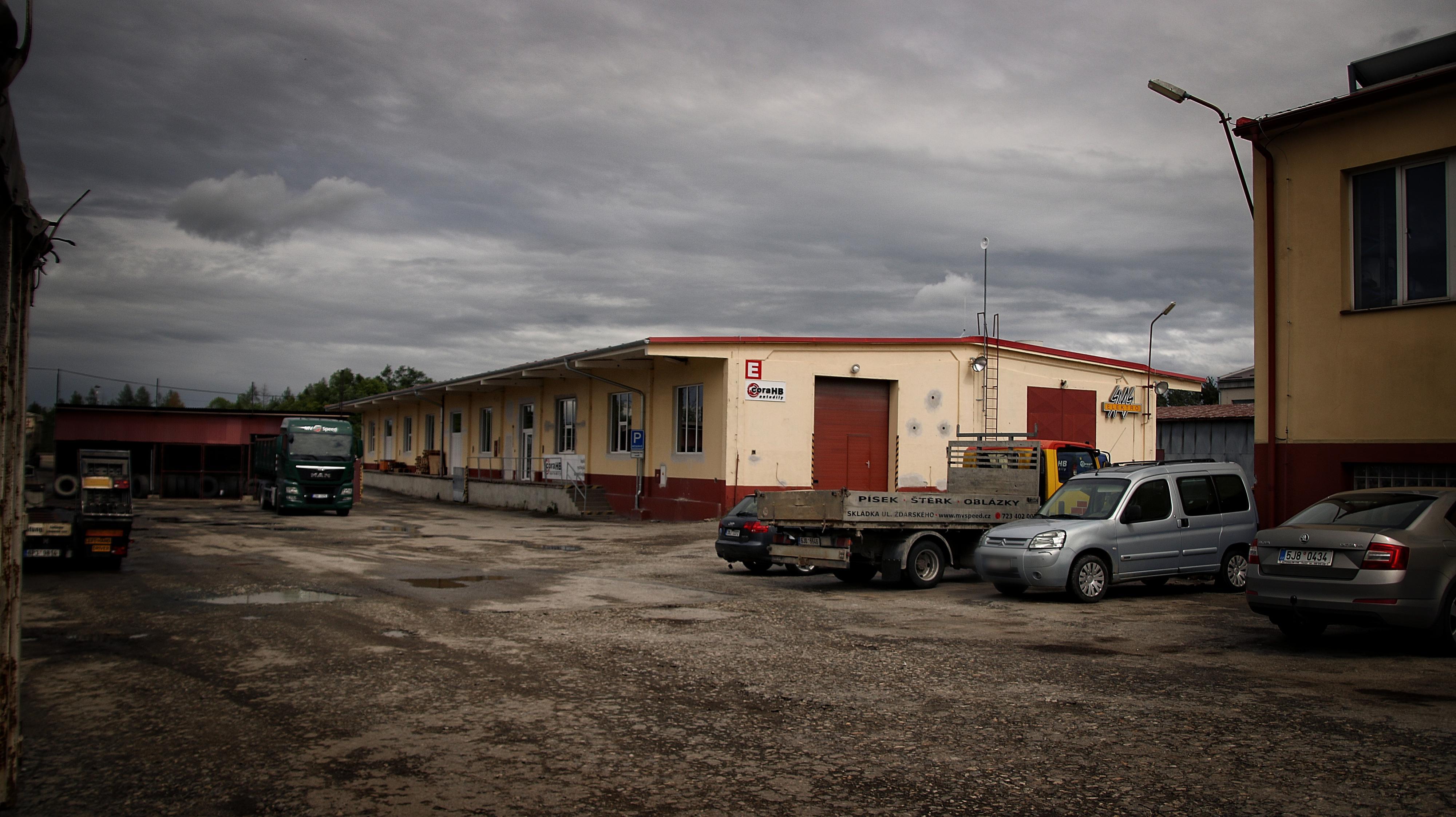 coraHB autodíly s.r.o. foto 3