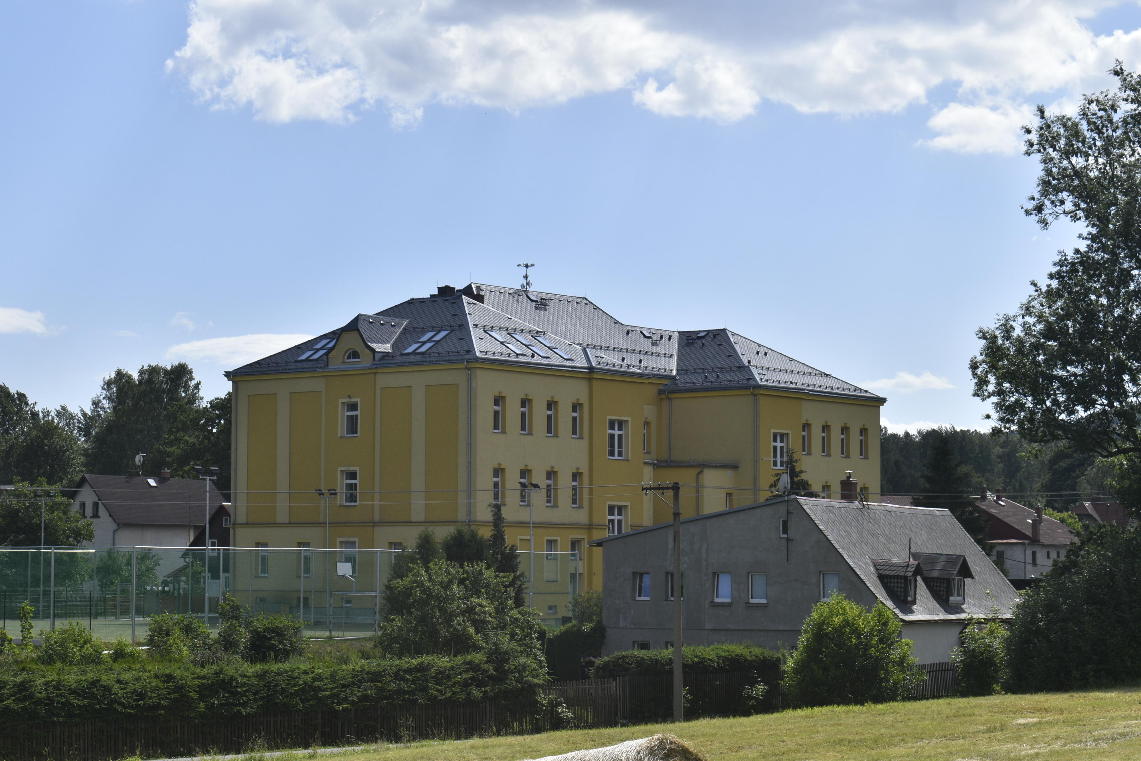 ZŠ a MŠ Staré Křečany foto 3