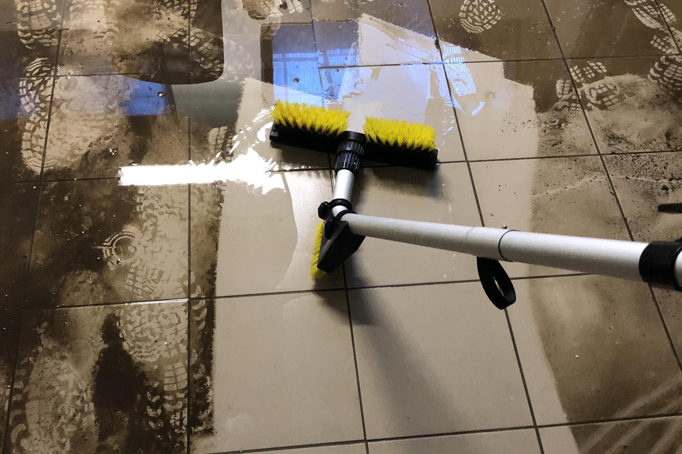 Úklidový servis HLS