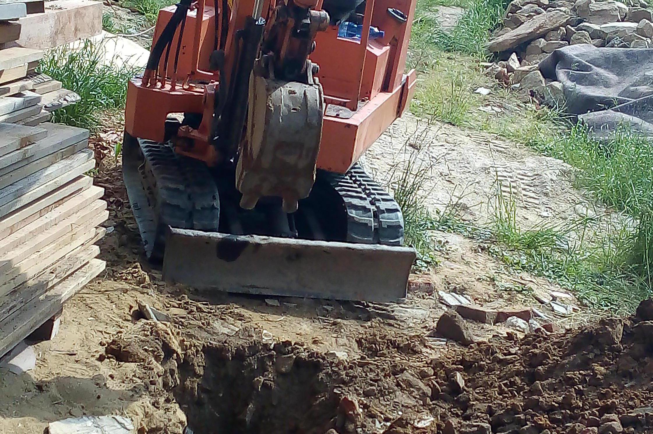 Ondřej Karlík - přípravné práce pro stavby foto 1