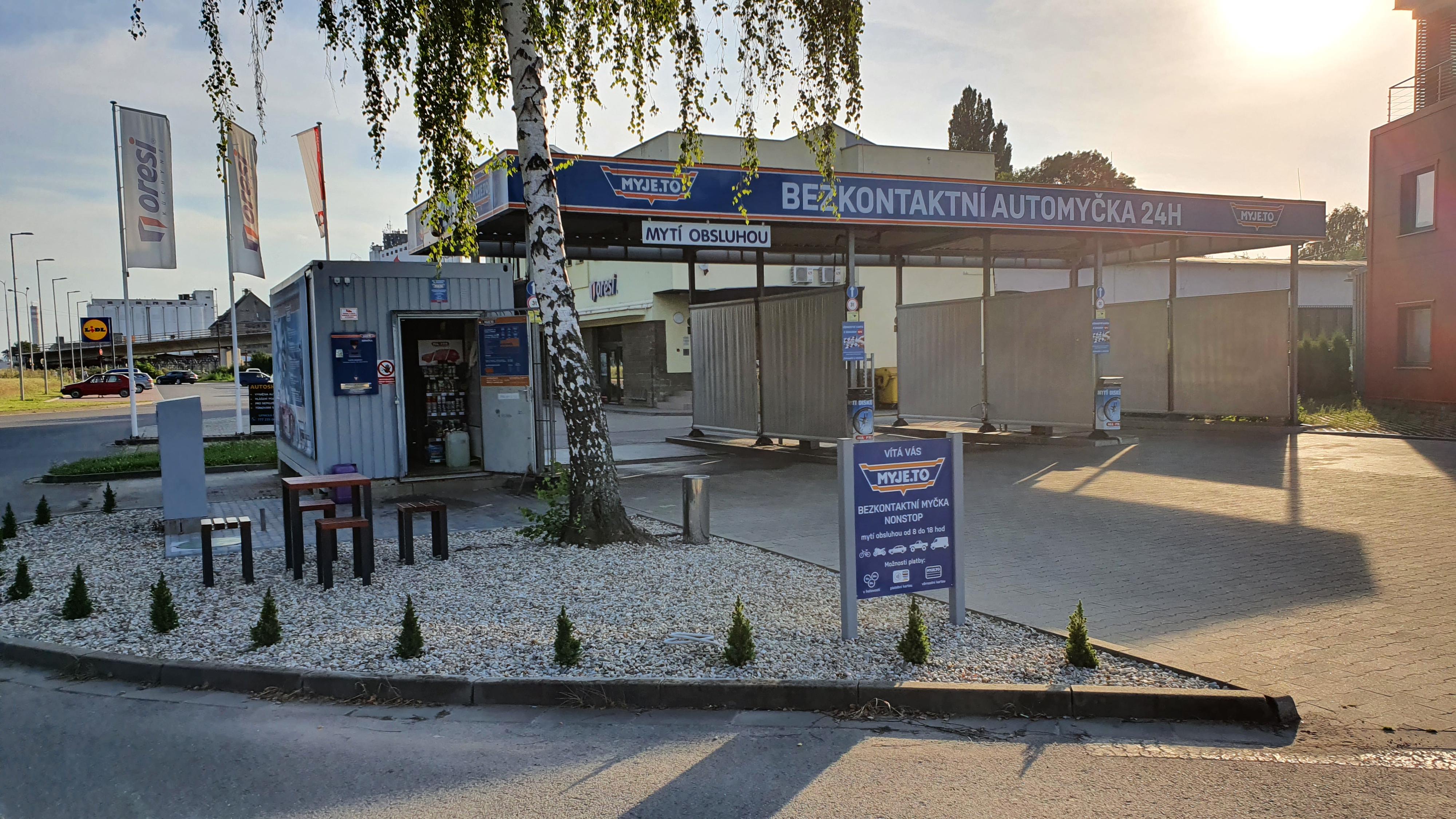 Bezkontaktní automyčka MYJE.TO foto 2