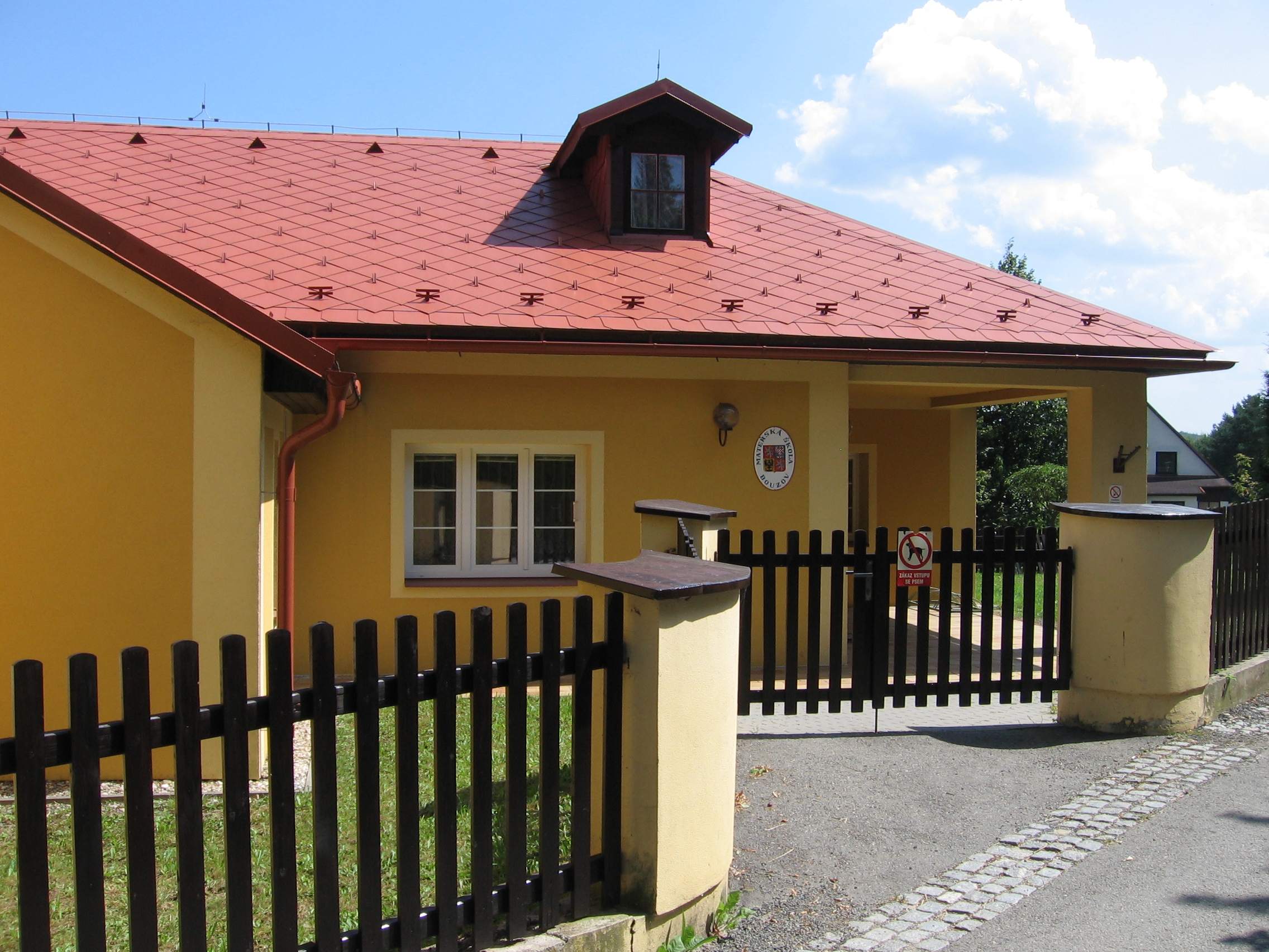 ZŠ a MŠ, Školní jídelna a Školní družina Bouzov