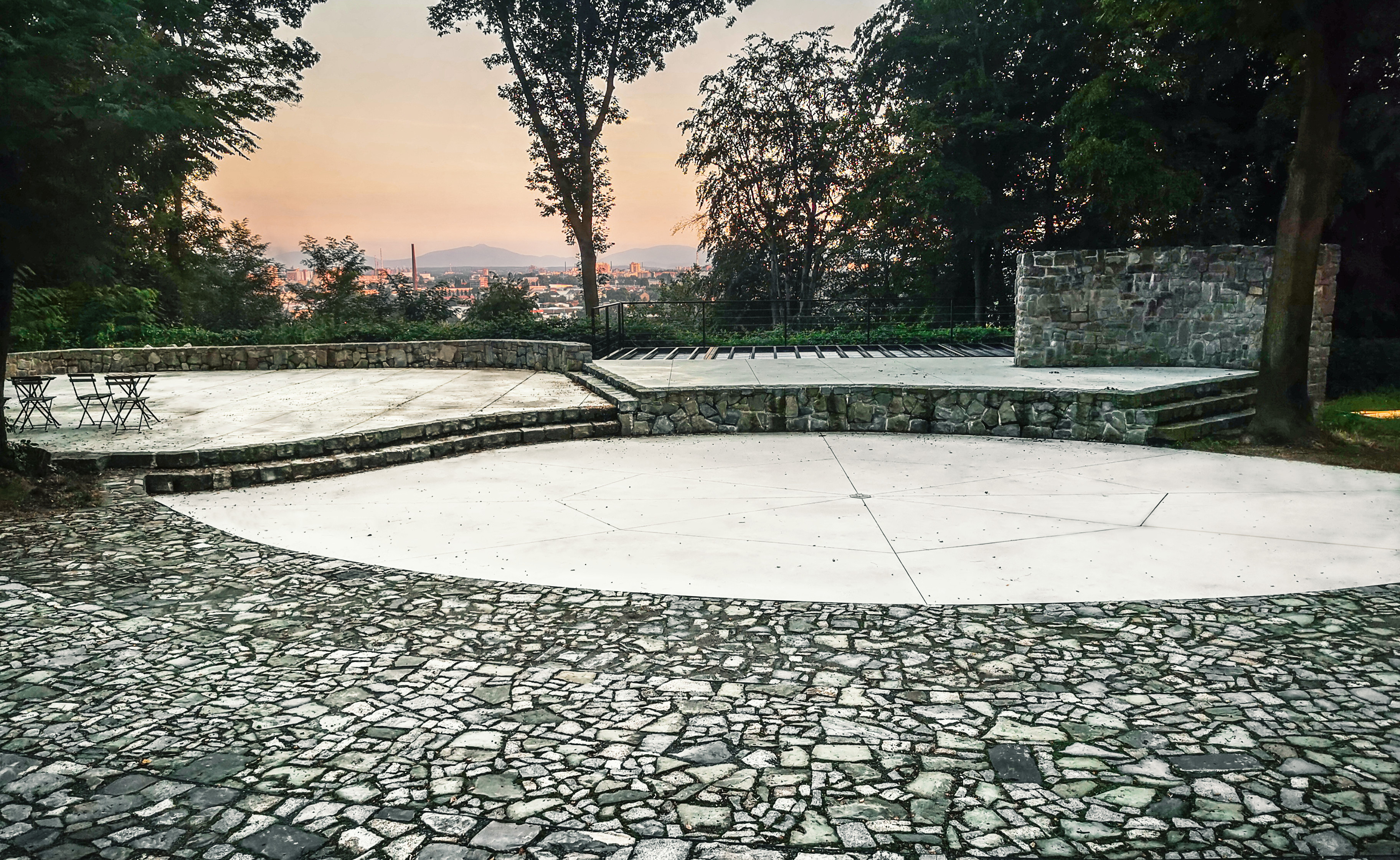 Amfiteátr u Vily Na Landeku foto 2