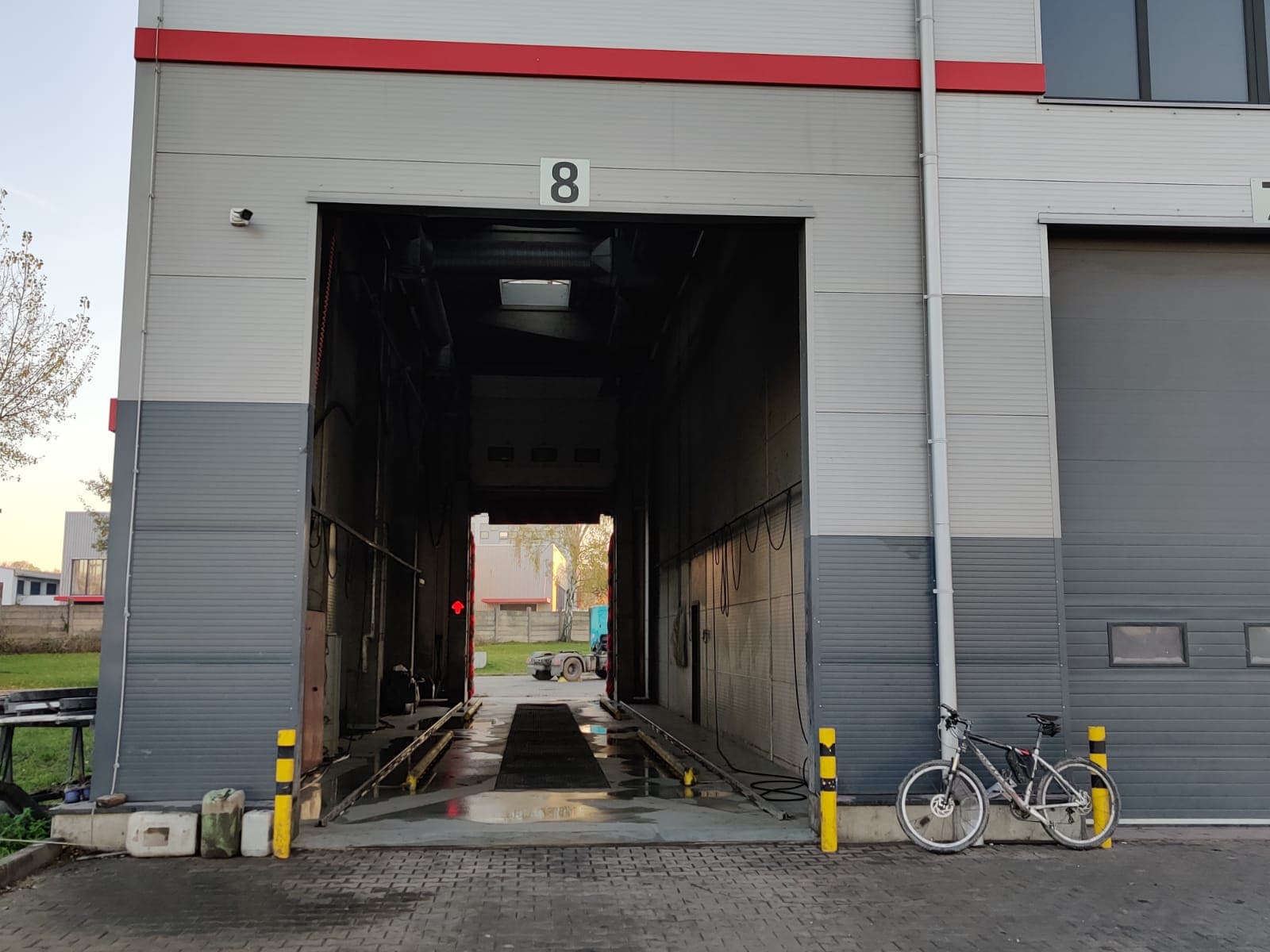 Mycí linka pro kamiony foto 3