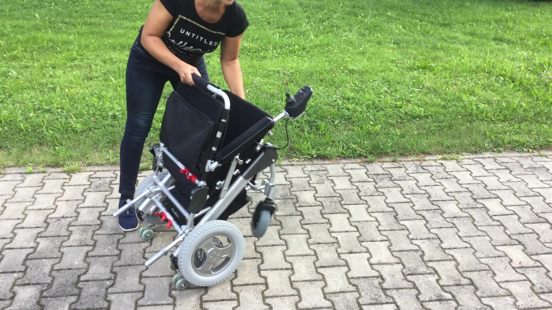 Flexithrone.cz foto 2 (náhled videa)