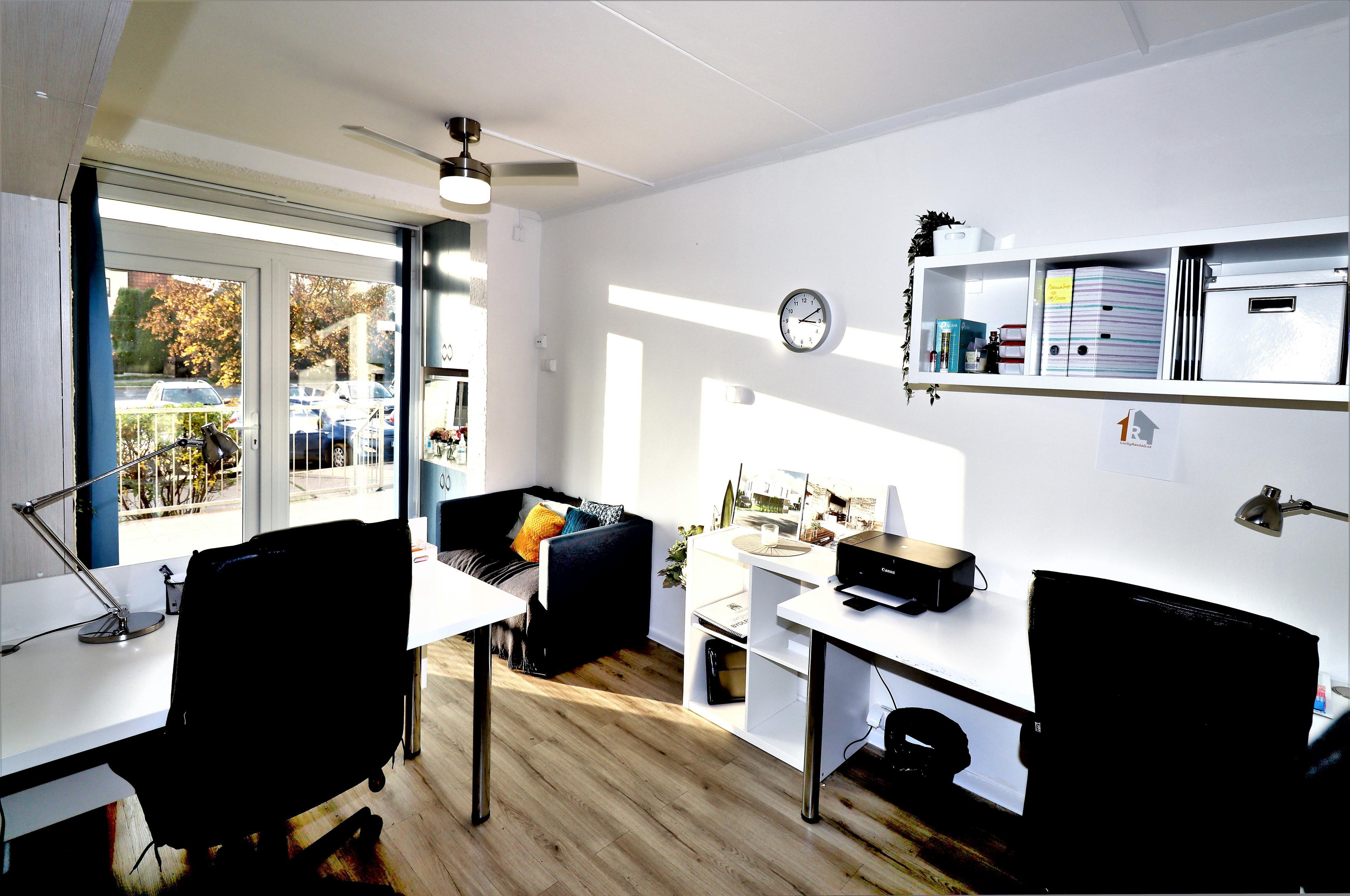 Lucky Rentals CZ by Keller Williams