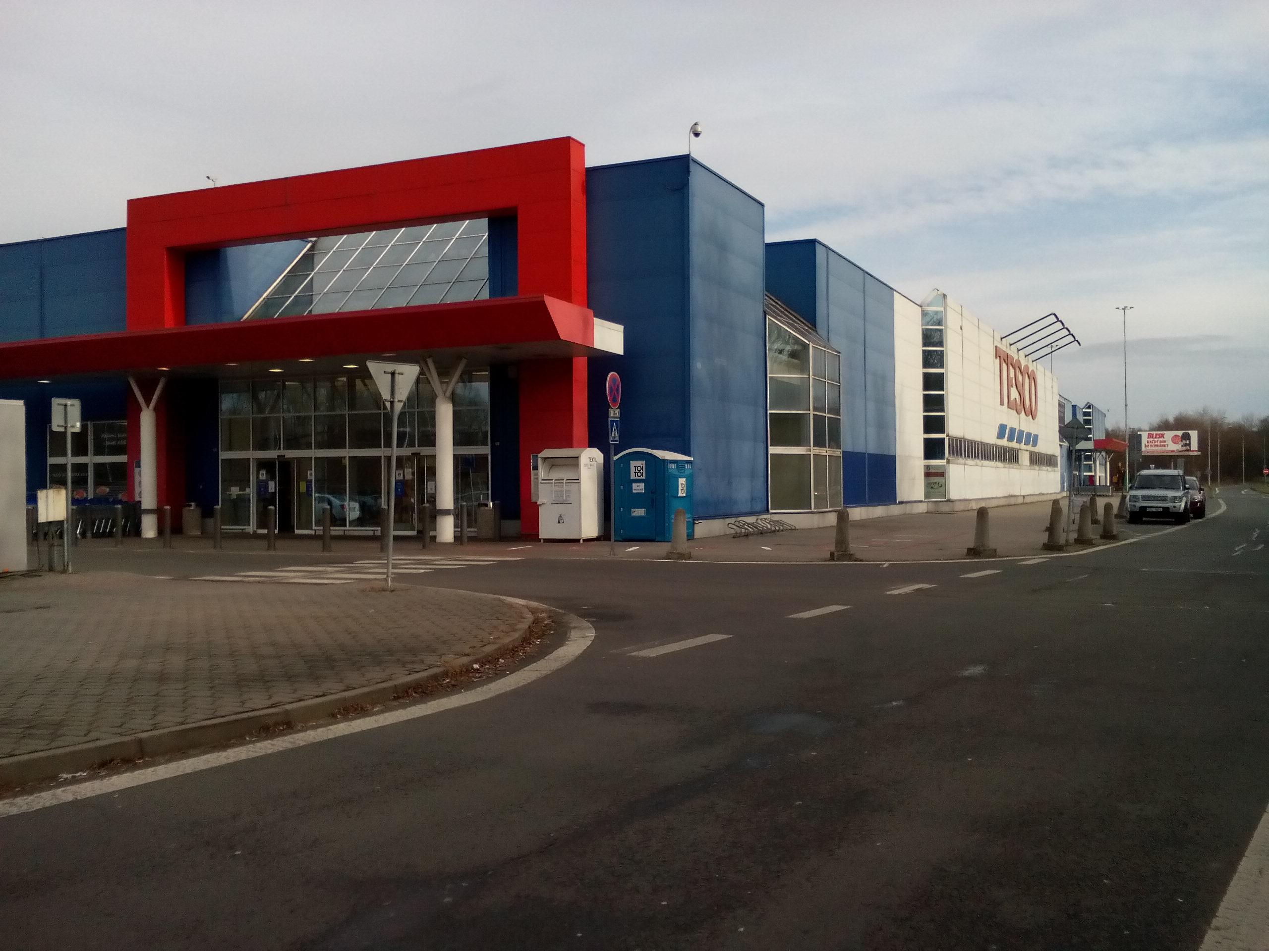 Tesco foto 2