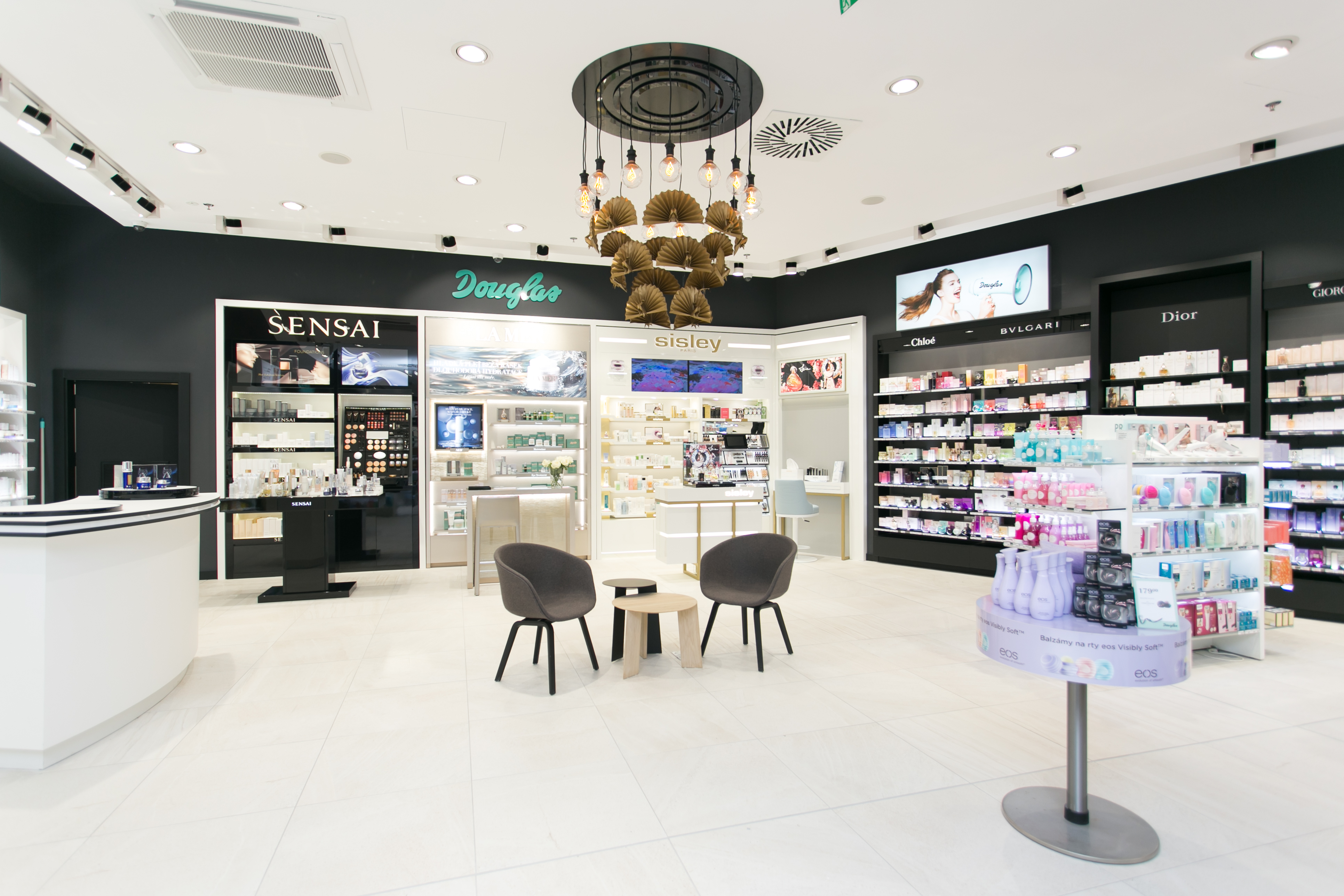 Parfumerie Douglas foto 4