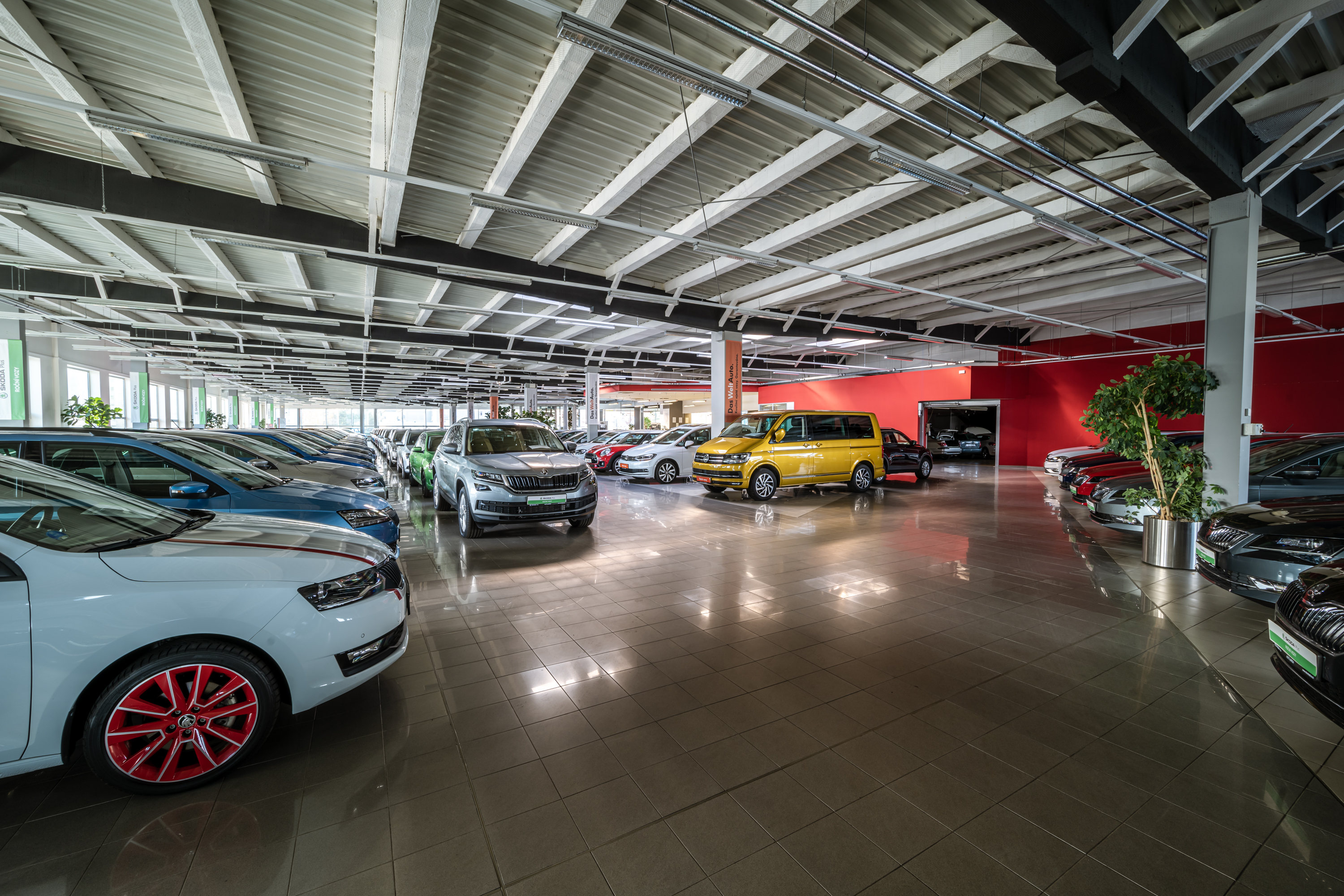 AUTO JAROV - ojeté vozy foto 2