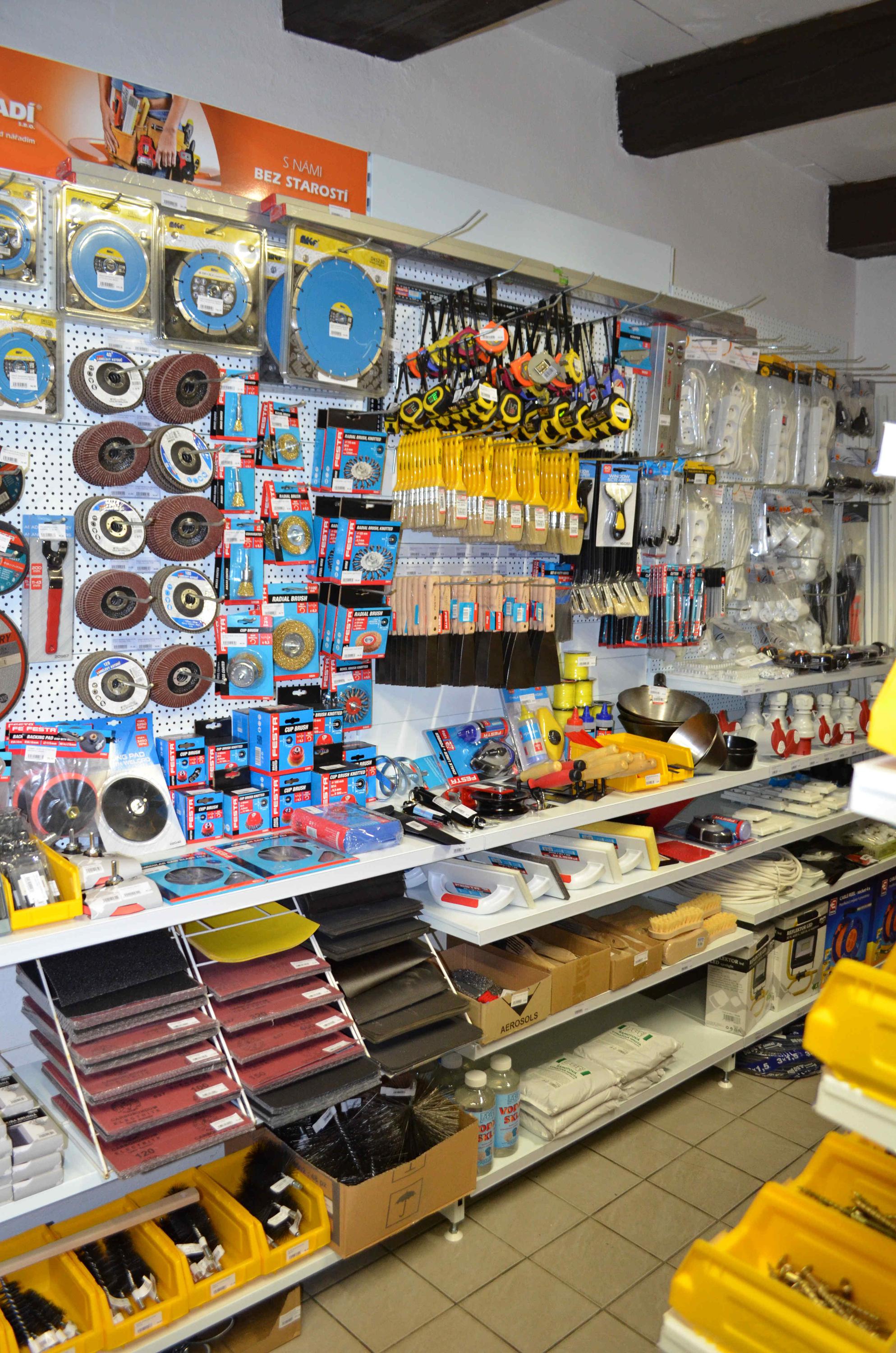 Železářství - Alena Holátová Kupečková foto 3