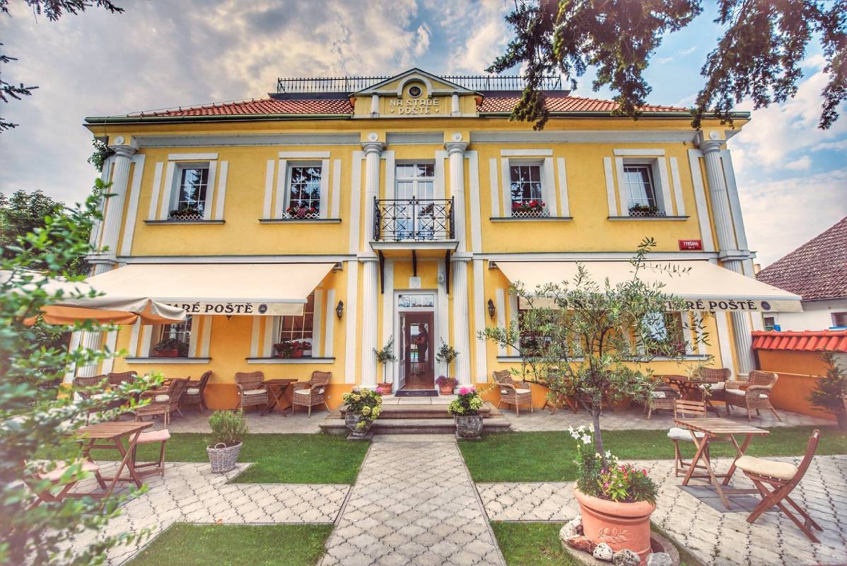 Svatby Na Staré poště