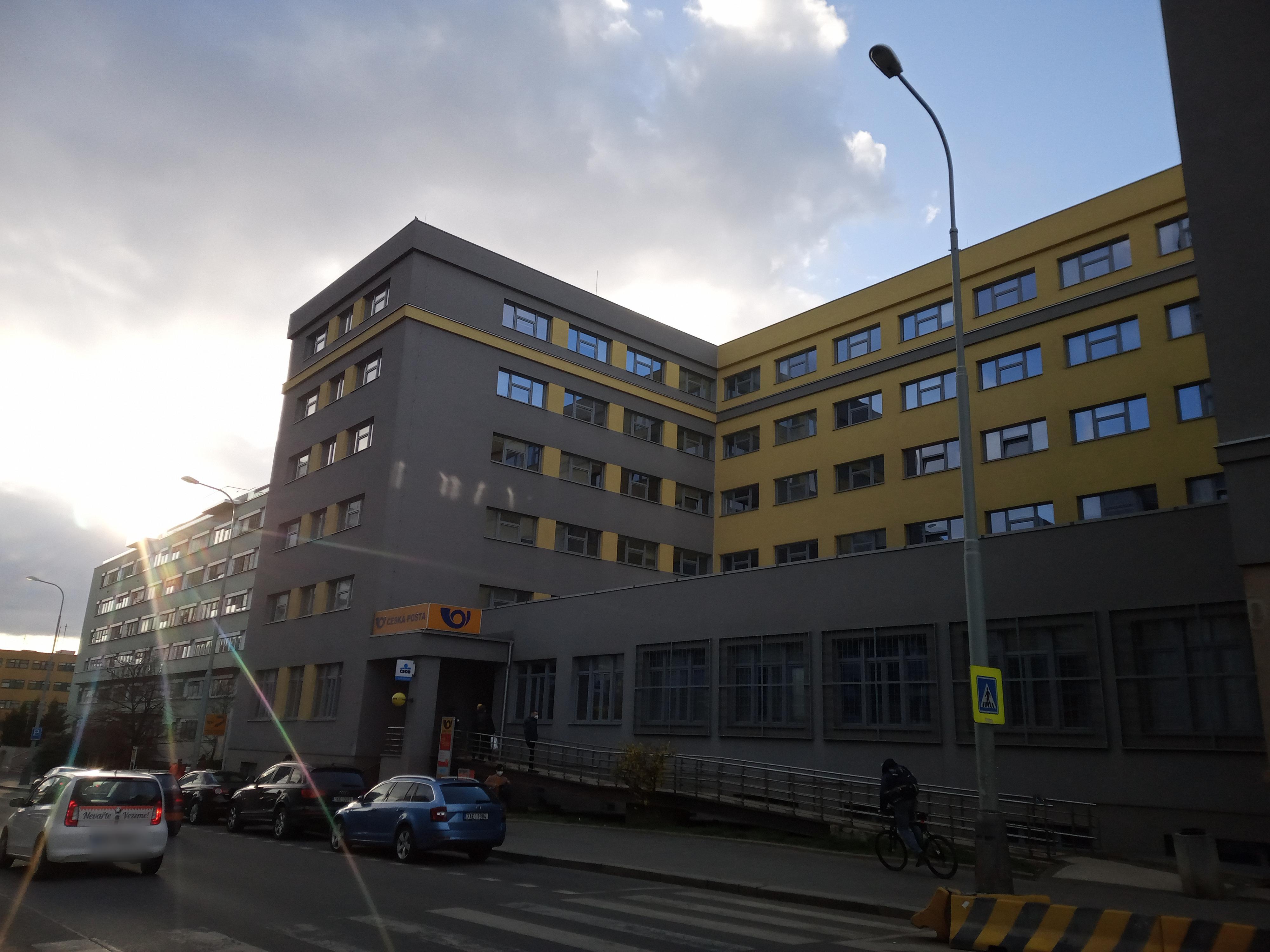 Pošta Praha 3 foto 4