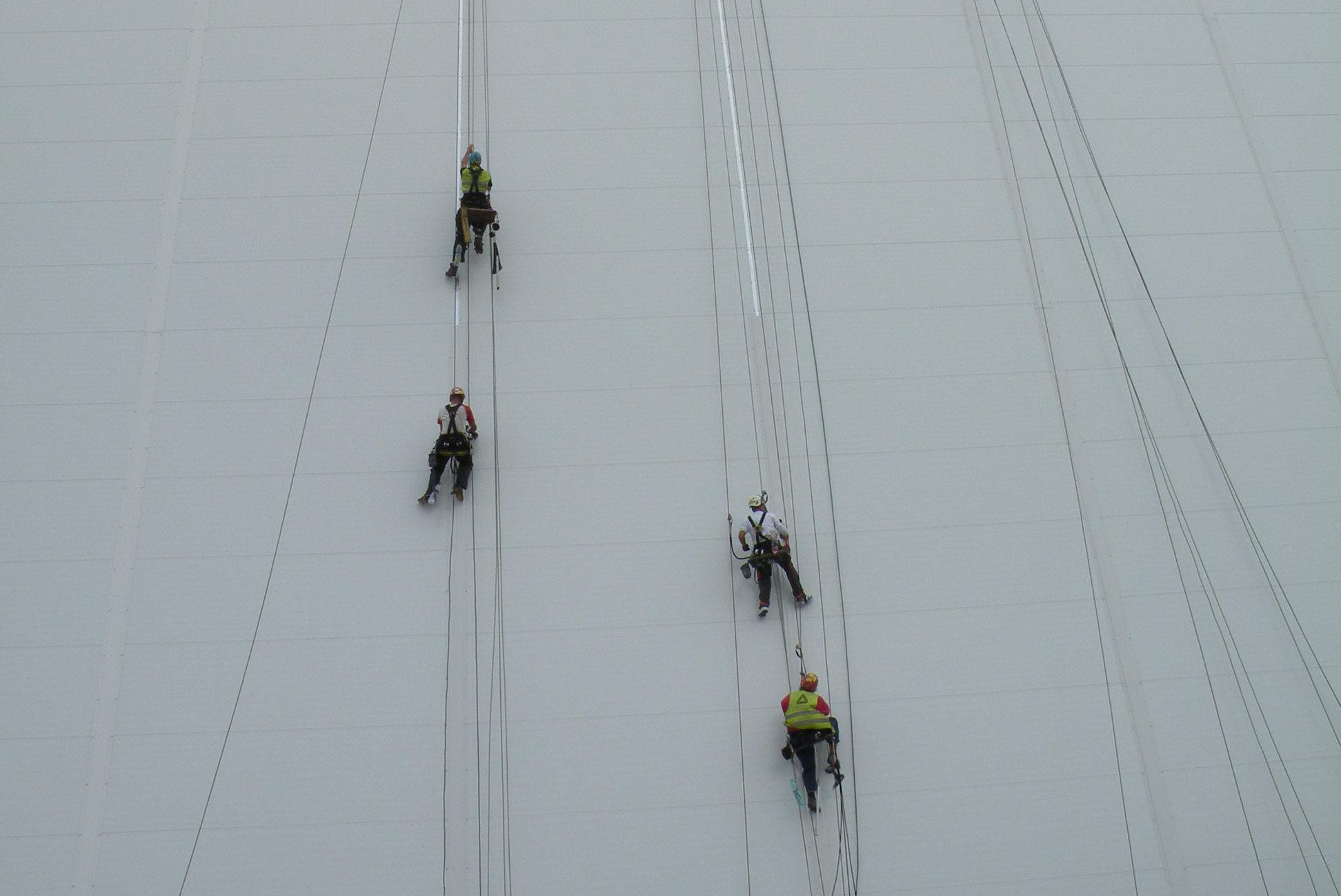 Vojtěch Rokoš - NEJVYS-Výškové práce foto 1