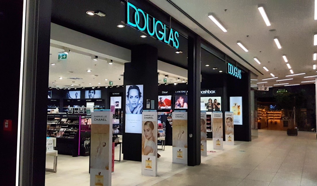 Parfumerie Douglas foto 3