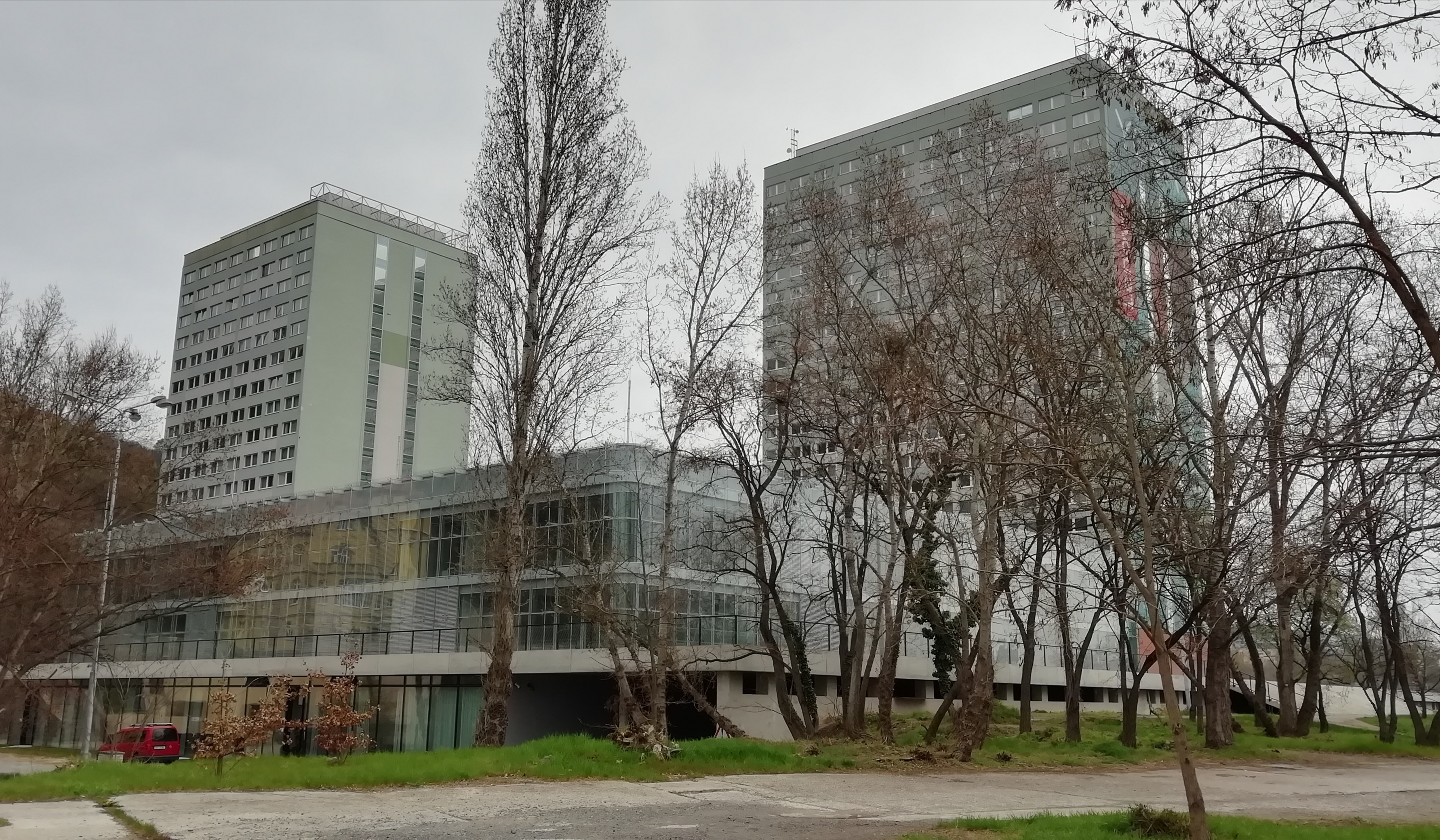 Fakulta humanitních studií – Univerzita Karlova foto 2