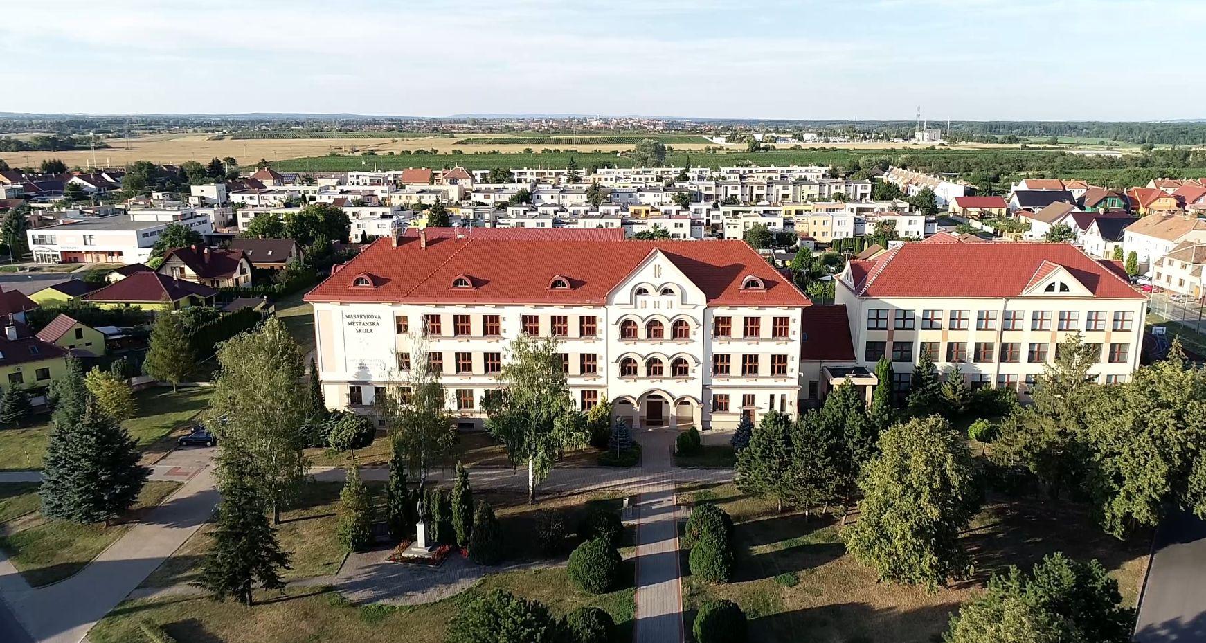 Masarykova ZŠ Lanžhot foto 3