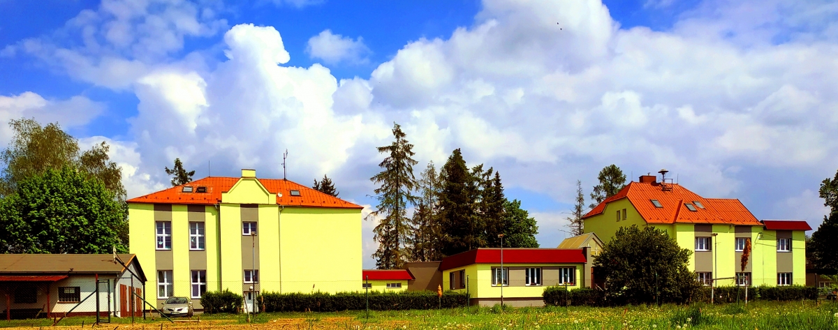 Dětský diagnostický ústav, základní škola a školní jídelna, Bohumín - Šunychl 463 foto 1