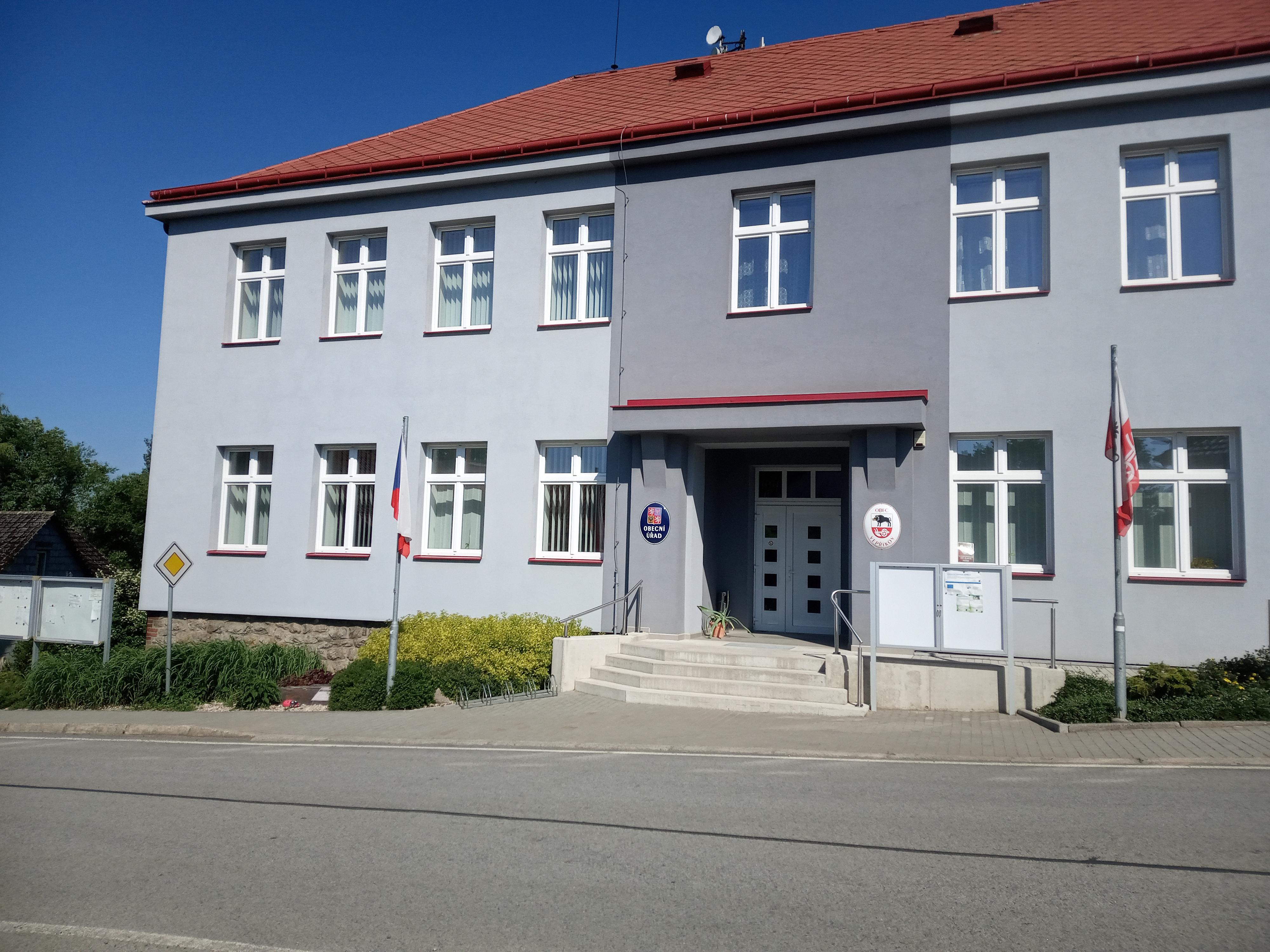 Vepříkov - obecní úřad foto 2