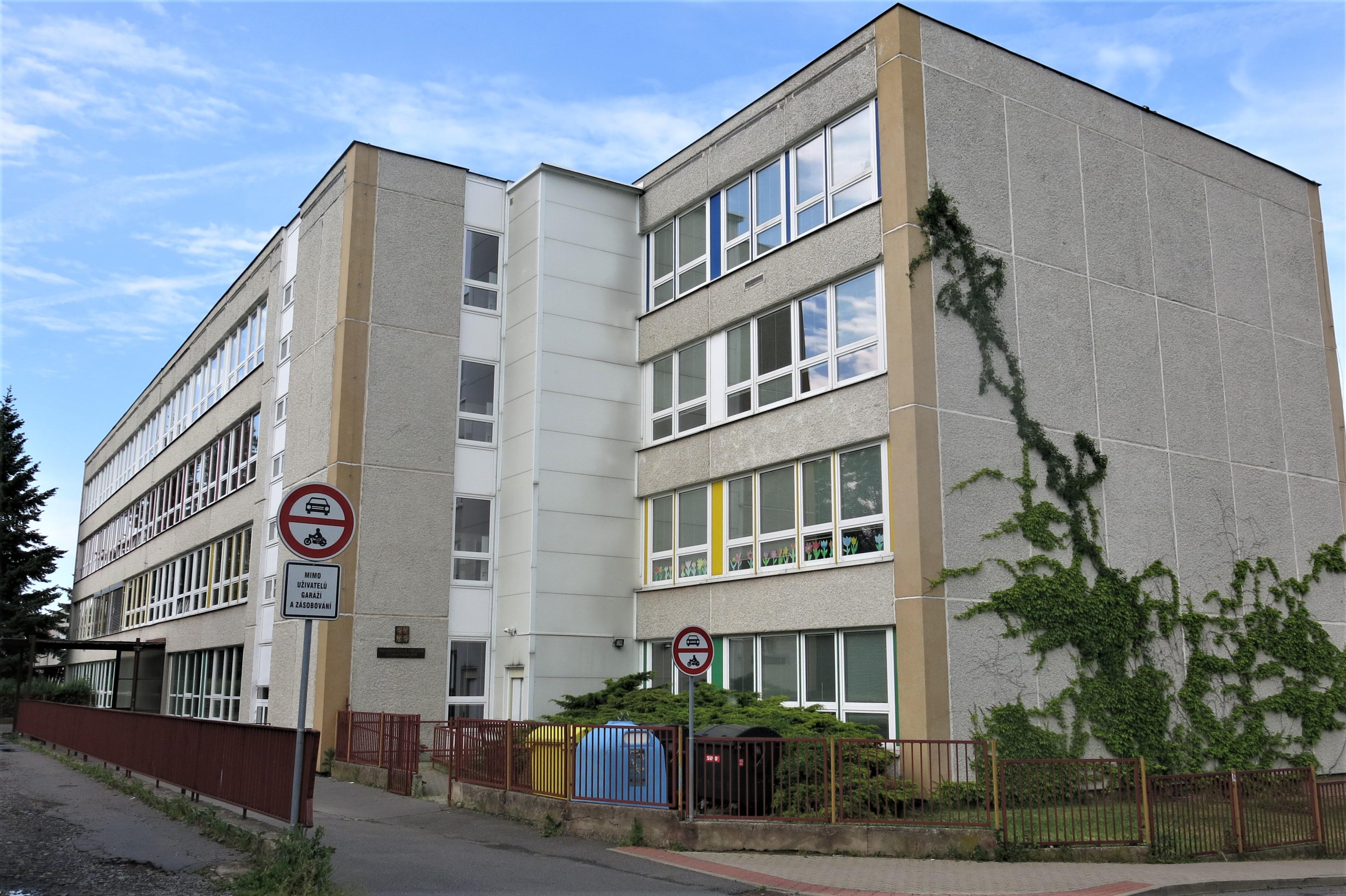 ZŠ Chrudim, Dr. Jana Malíka foto 2