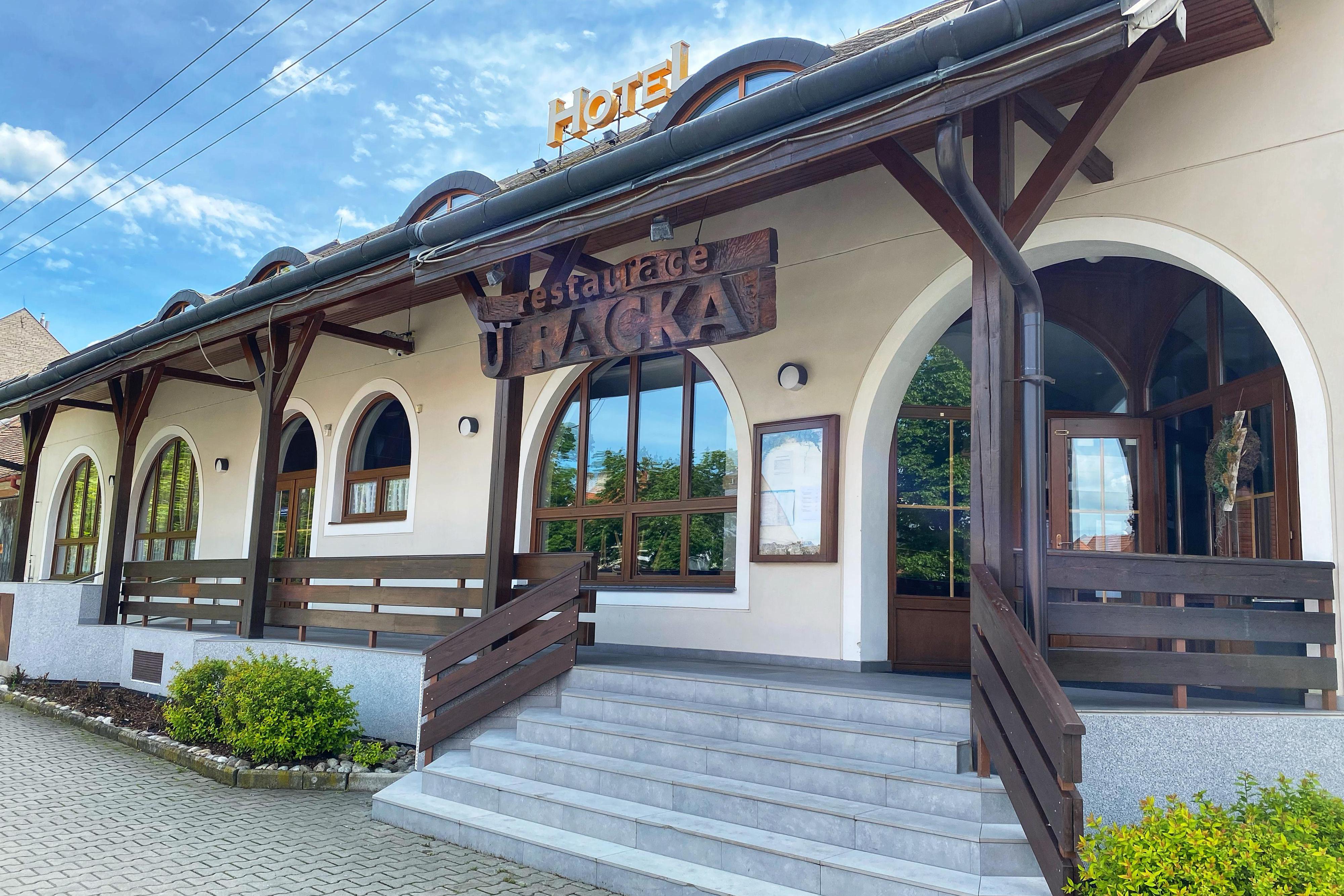 Hotel a restaurace U Racka