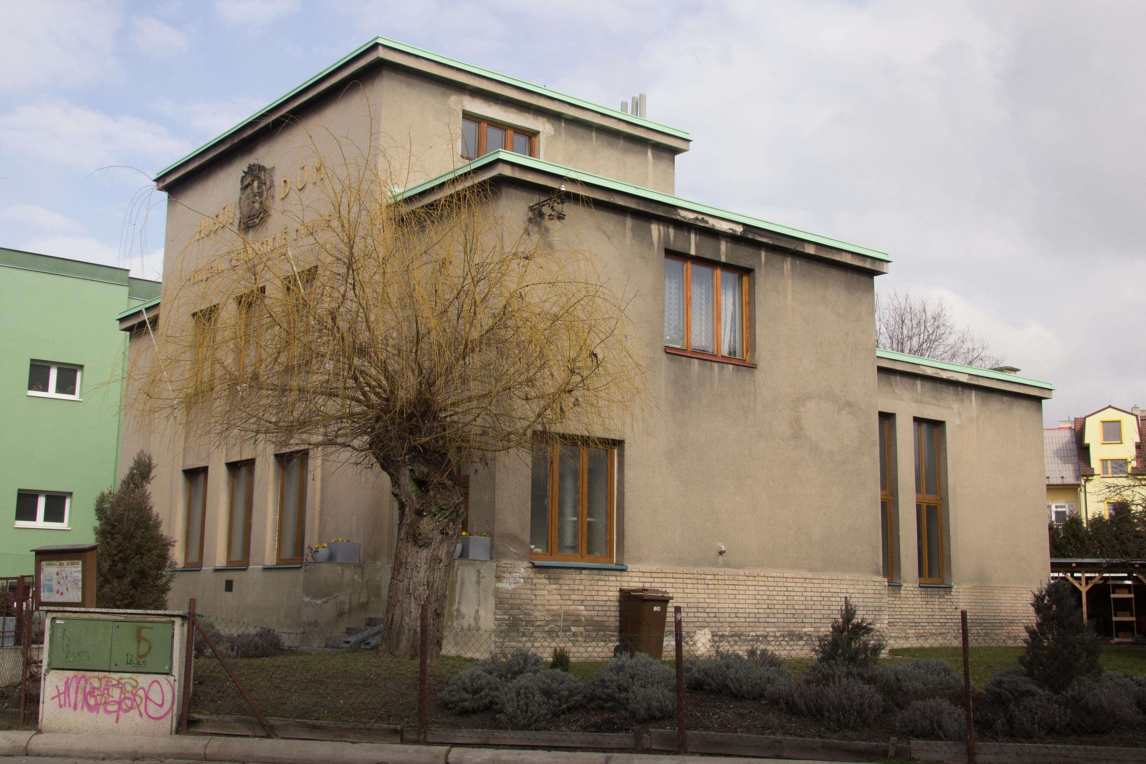 Farnost Evangelické církve metodistické ve Slaném foto 2