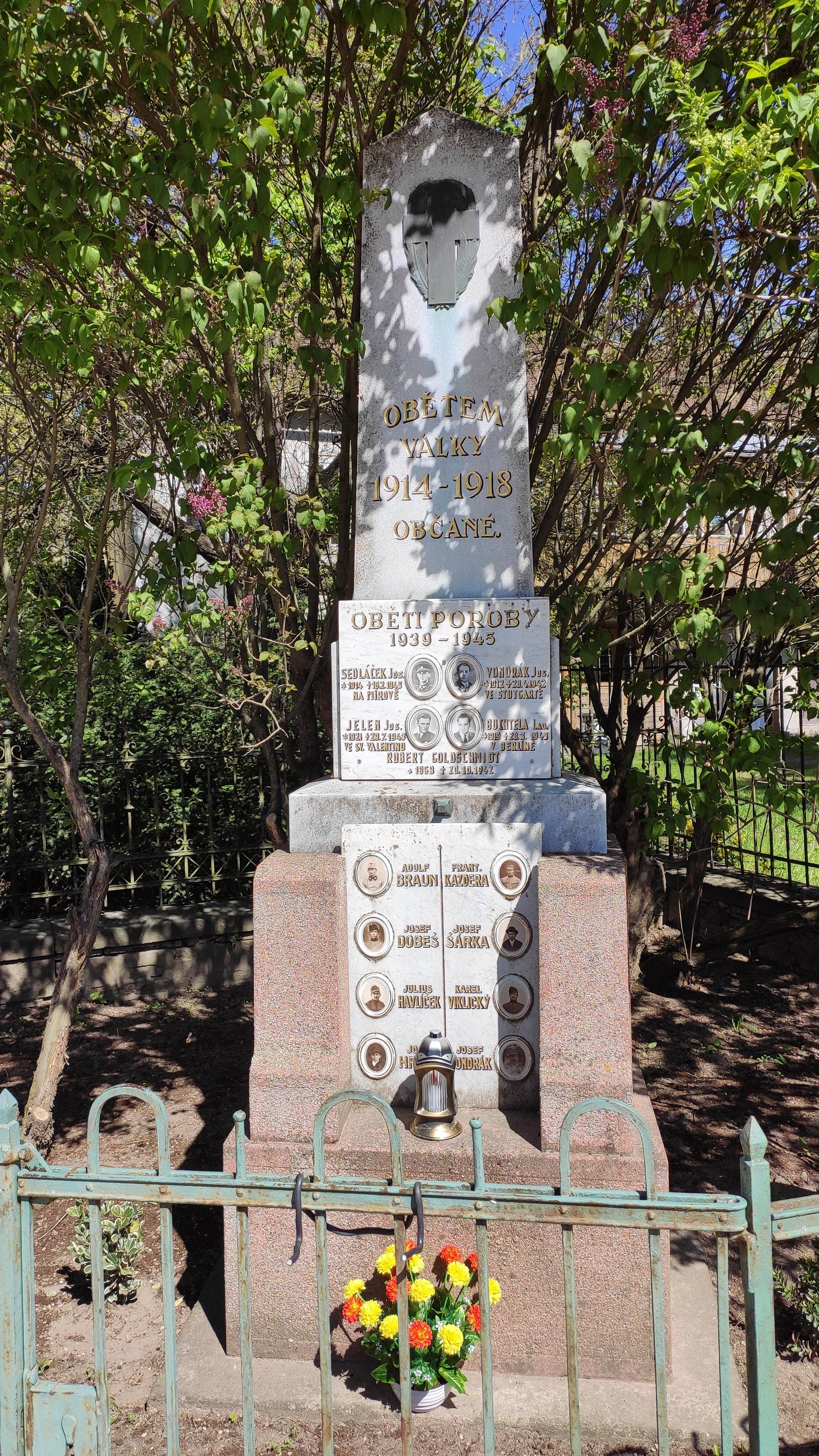 Obecní úřad Tavíkovice foto 2