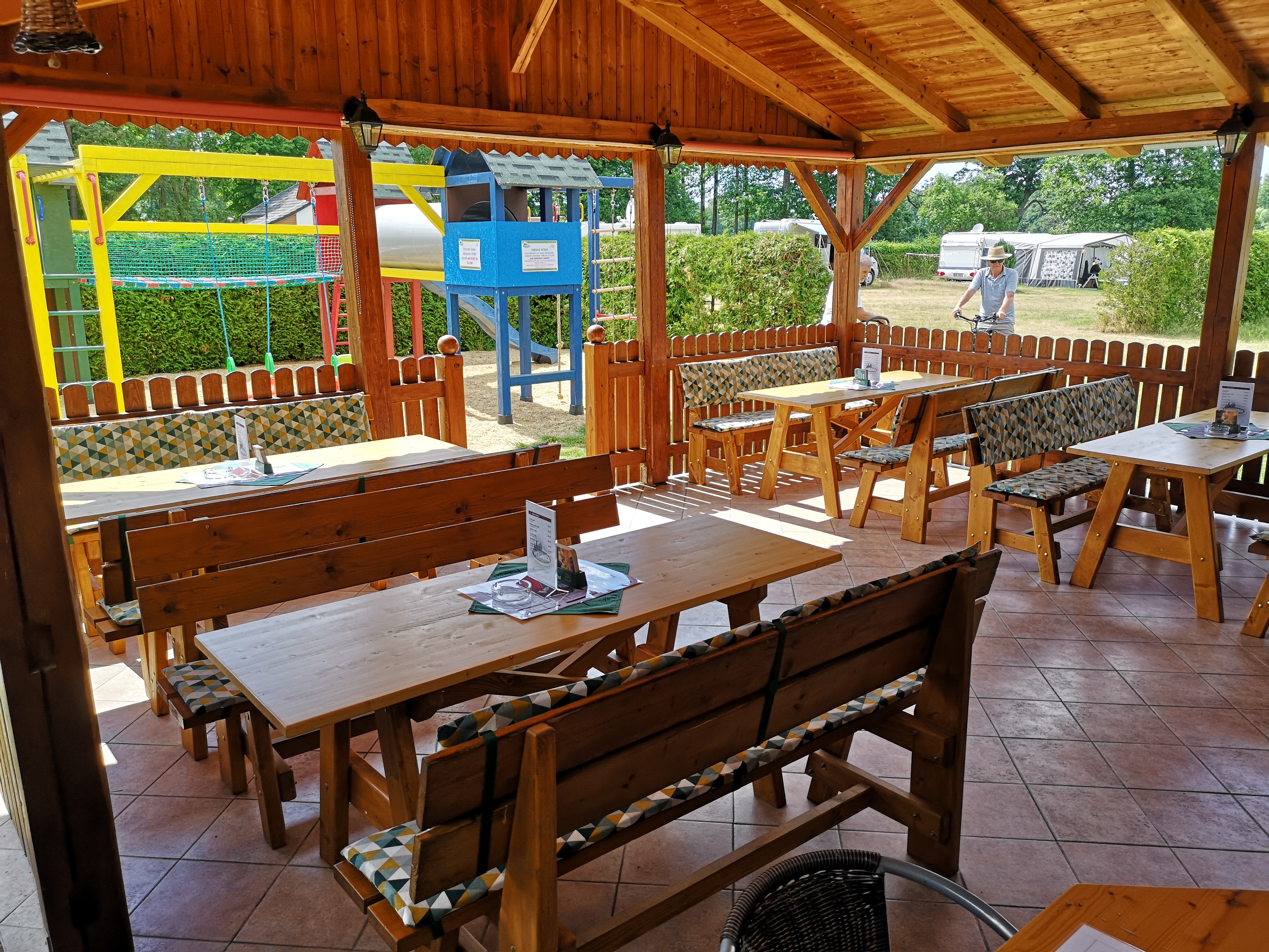 Letní restaurace Autokemp Veronika foto 4